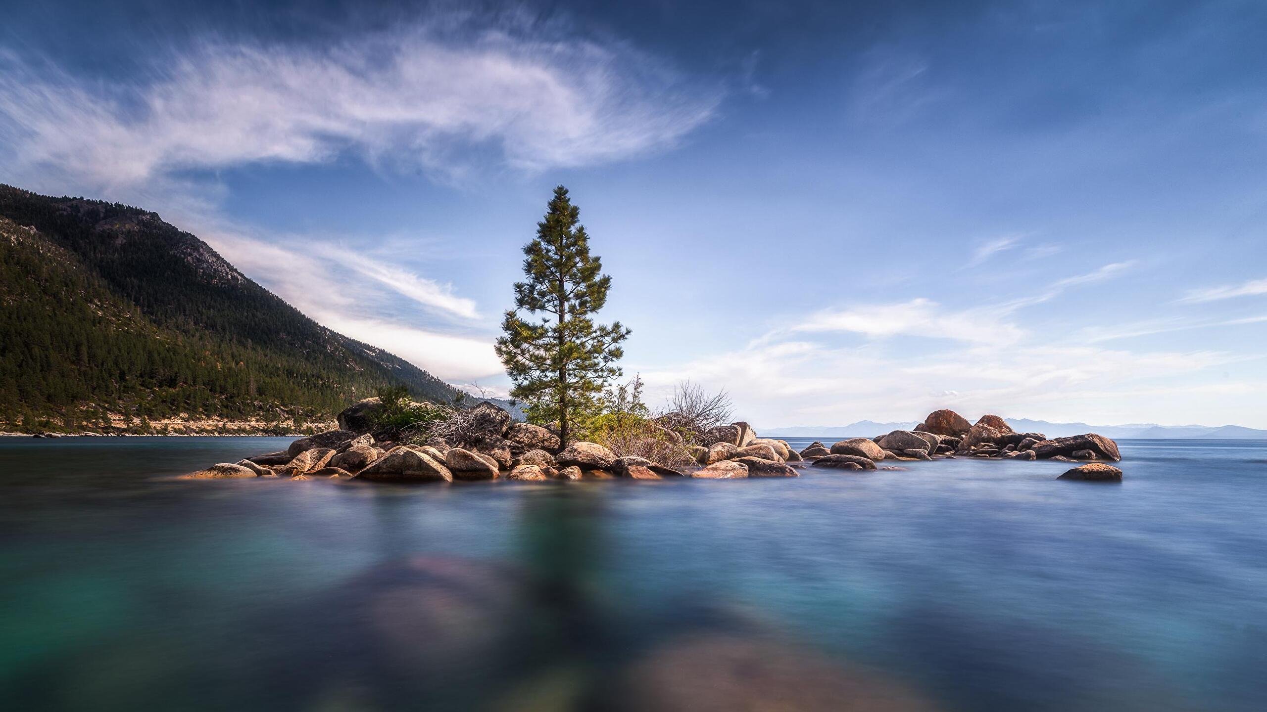 Lake Tahoe Island Background Wallpaper 115404