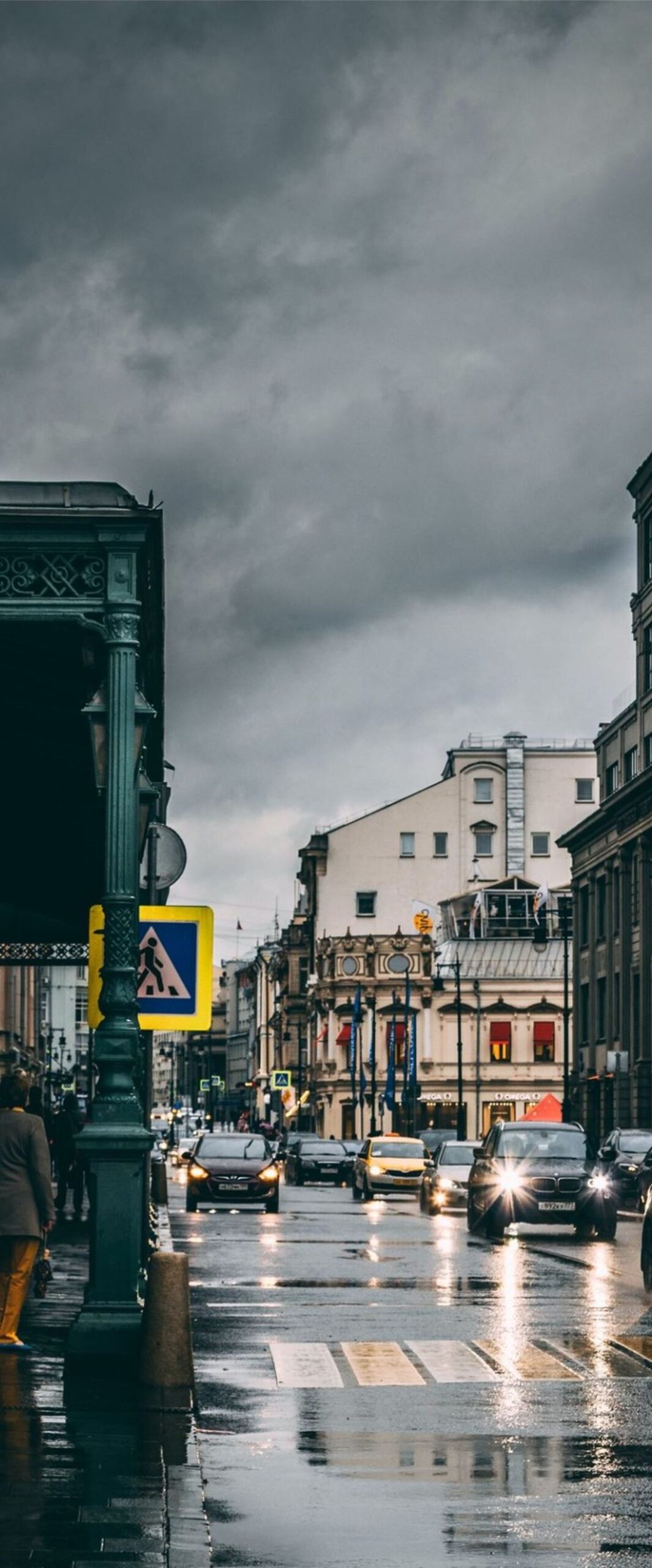 Best Street iPhone Wallpaper [ 4k & HD Quality ]