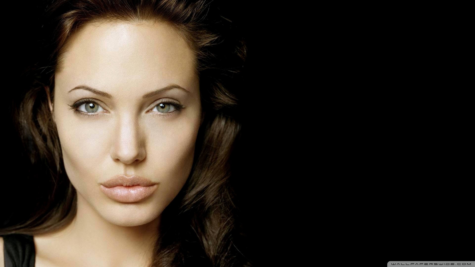 Angelina Jolie 19 4K UHD Wallpaper for UltraHD Desktop and TV, Widescreen and UltraWide Display, Smartphone and Tablet Devices