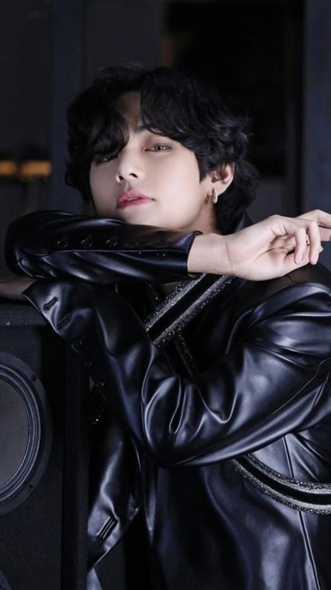 BTS V 2022 Wallpaper BTS V 2022 Wallpaper Download