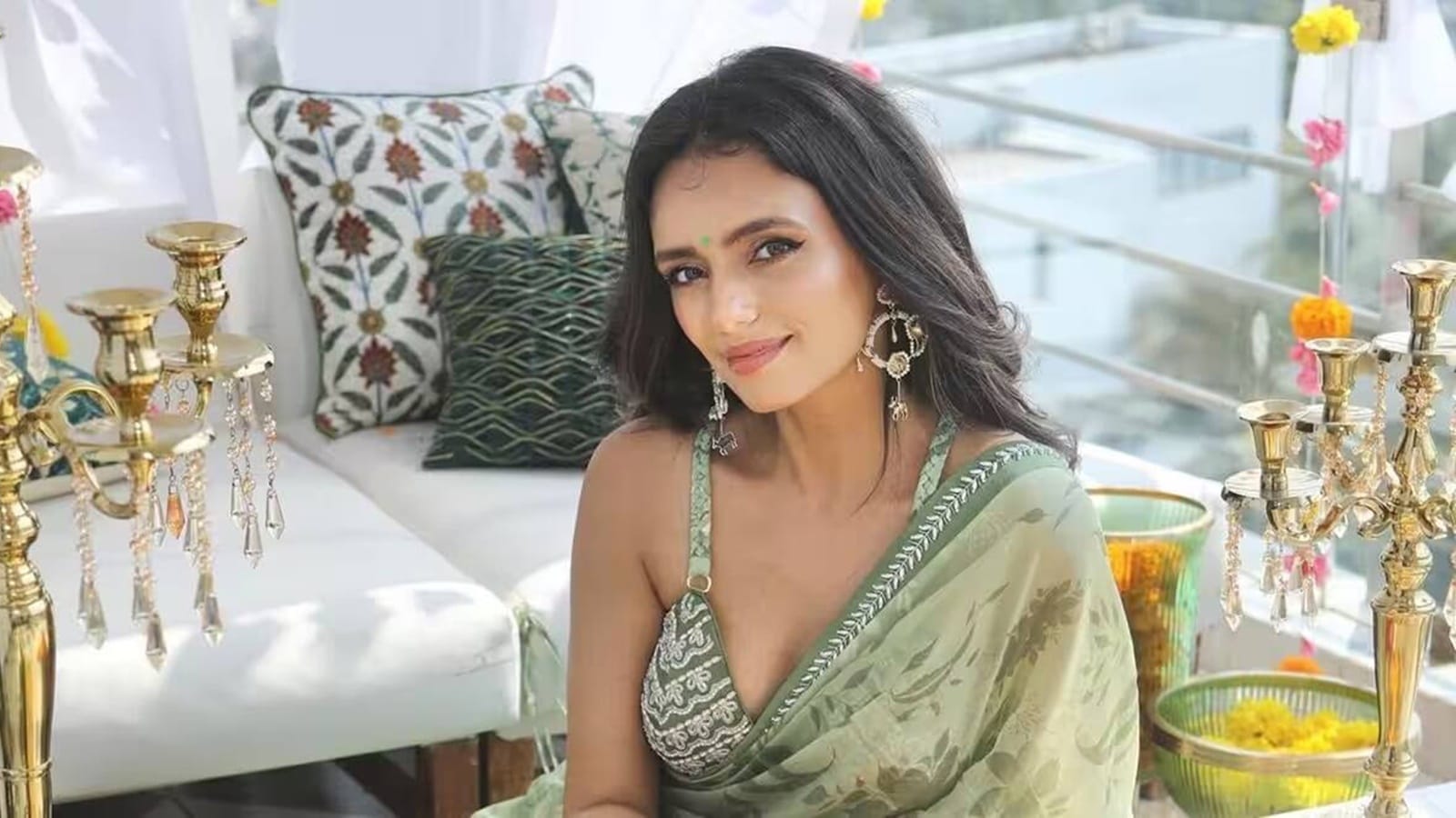 Roshni Chopra's Dietitian Shares Tips For Hair Growth, Tackle Premature Greying; We Verify. Life Style News Indian Express