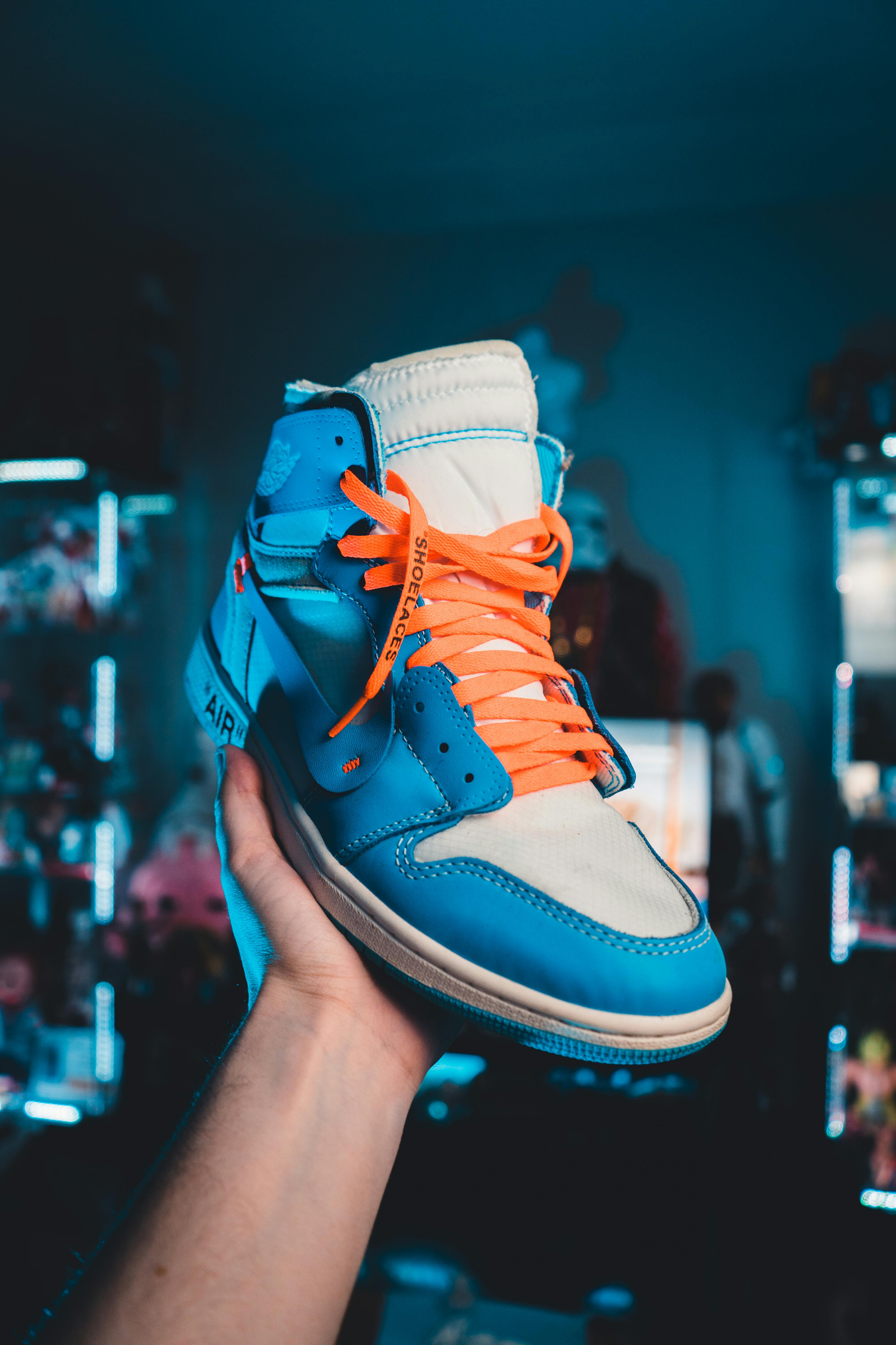 Nike Off White Jordan 1 University Blue · Free