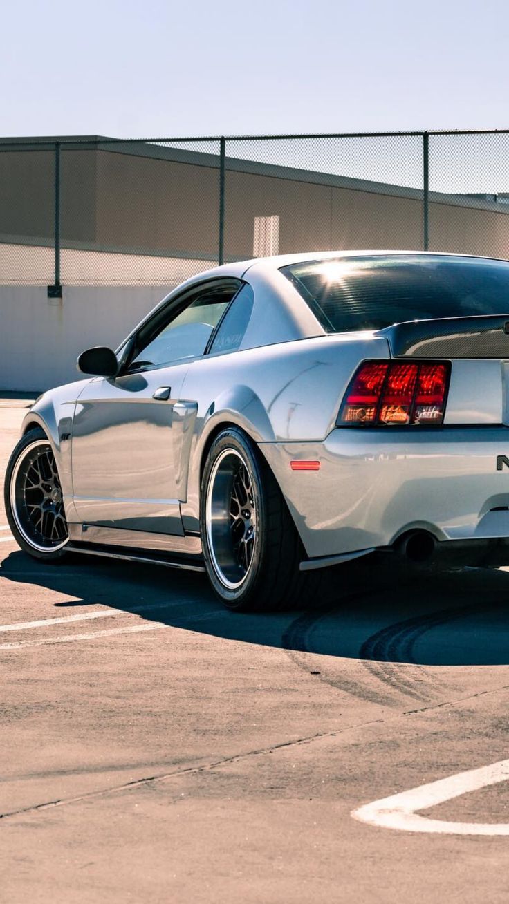 LOWERED FORD MUSTANG NEW EDGE ON BC COILOVERS & ESR CS11 WHEELS