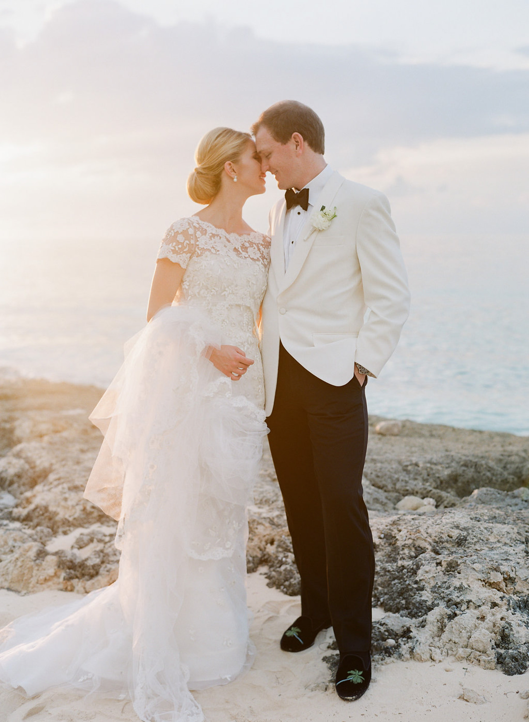 White Wedding Style. World's Best Wedding Photography