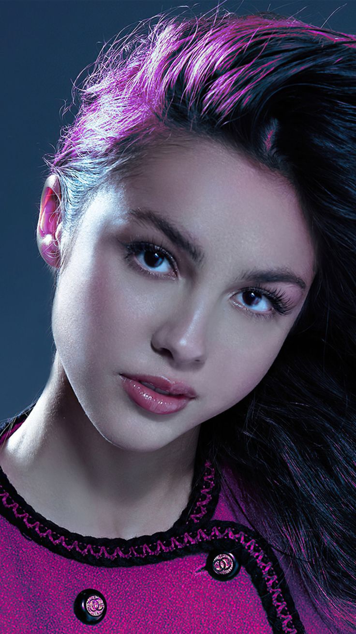 Olivia Rodrigo 2021 4K Ultra HD Mobile Wallpaper for iPhone & Android