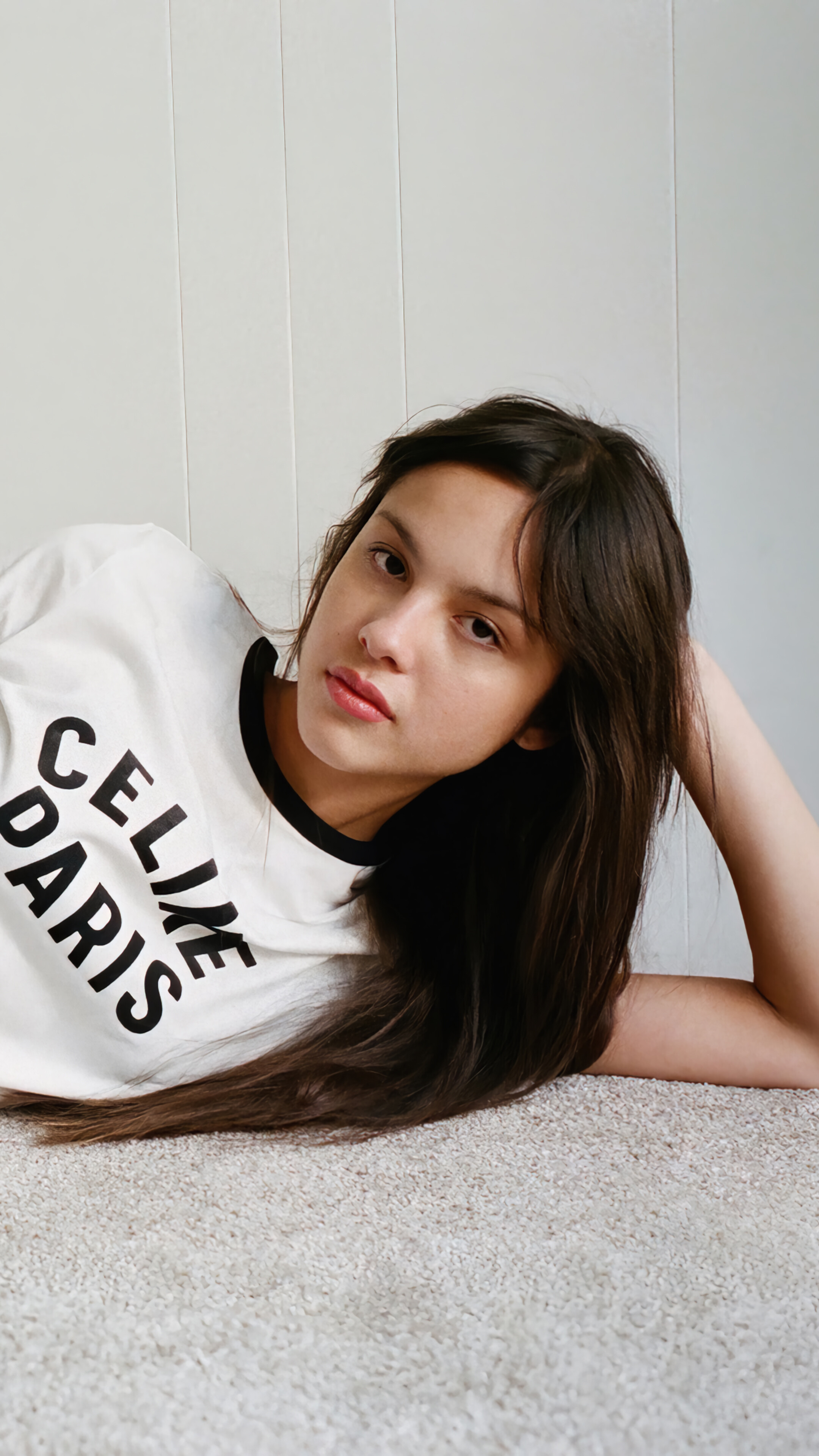 Olivia Rodrigo Singer 4K Wallpaper iPhone HD Phone g