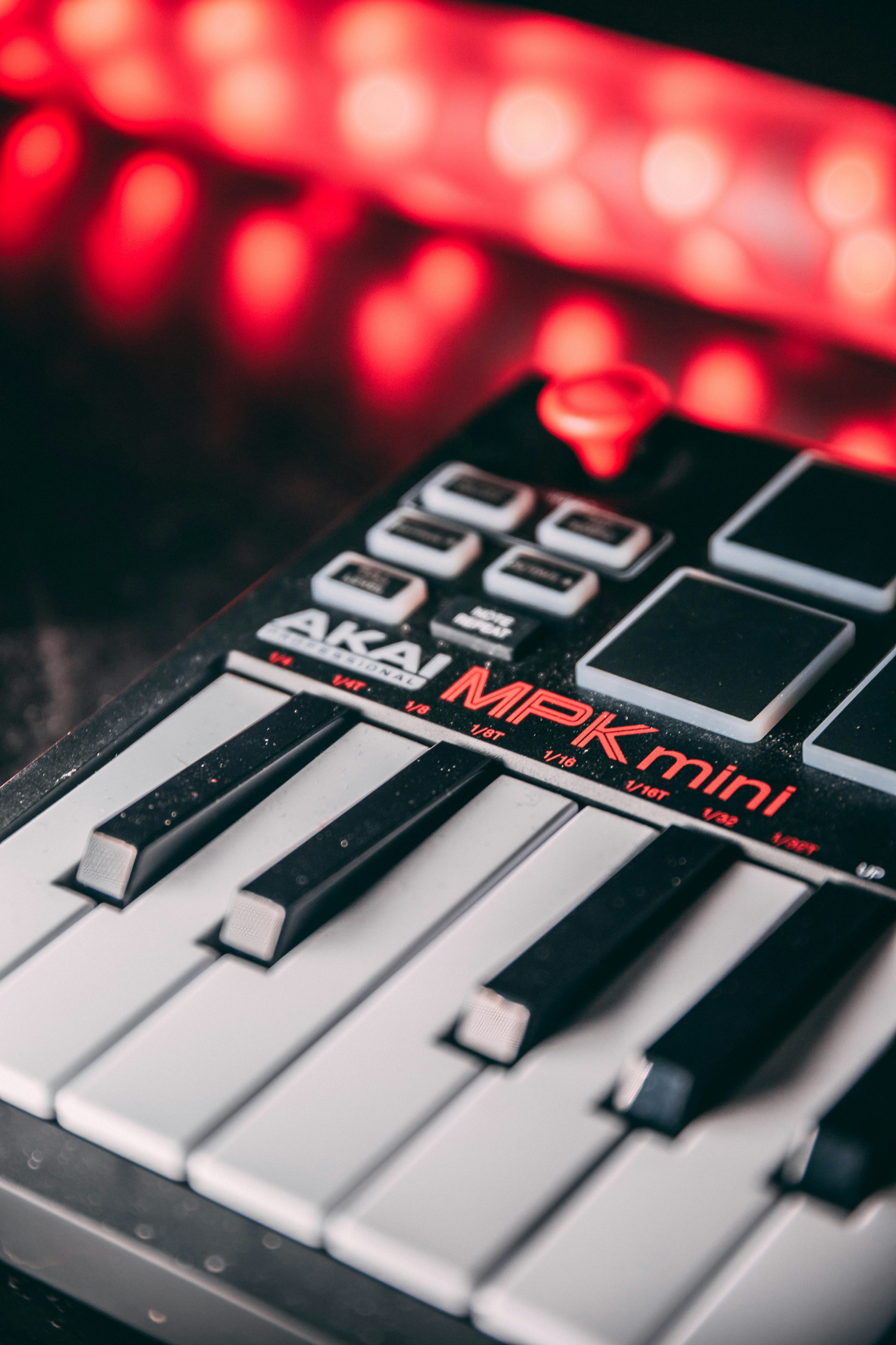 Midi Keyboard Picture. Download Free Image