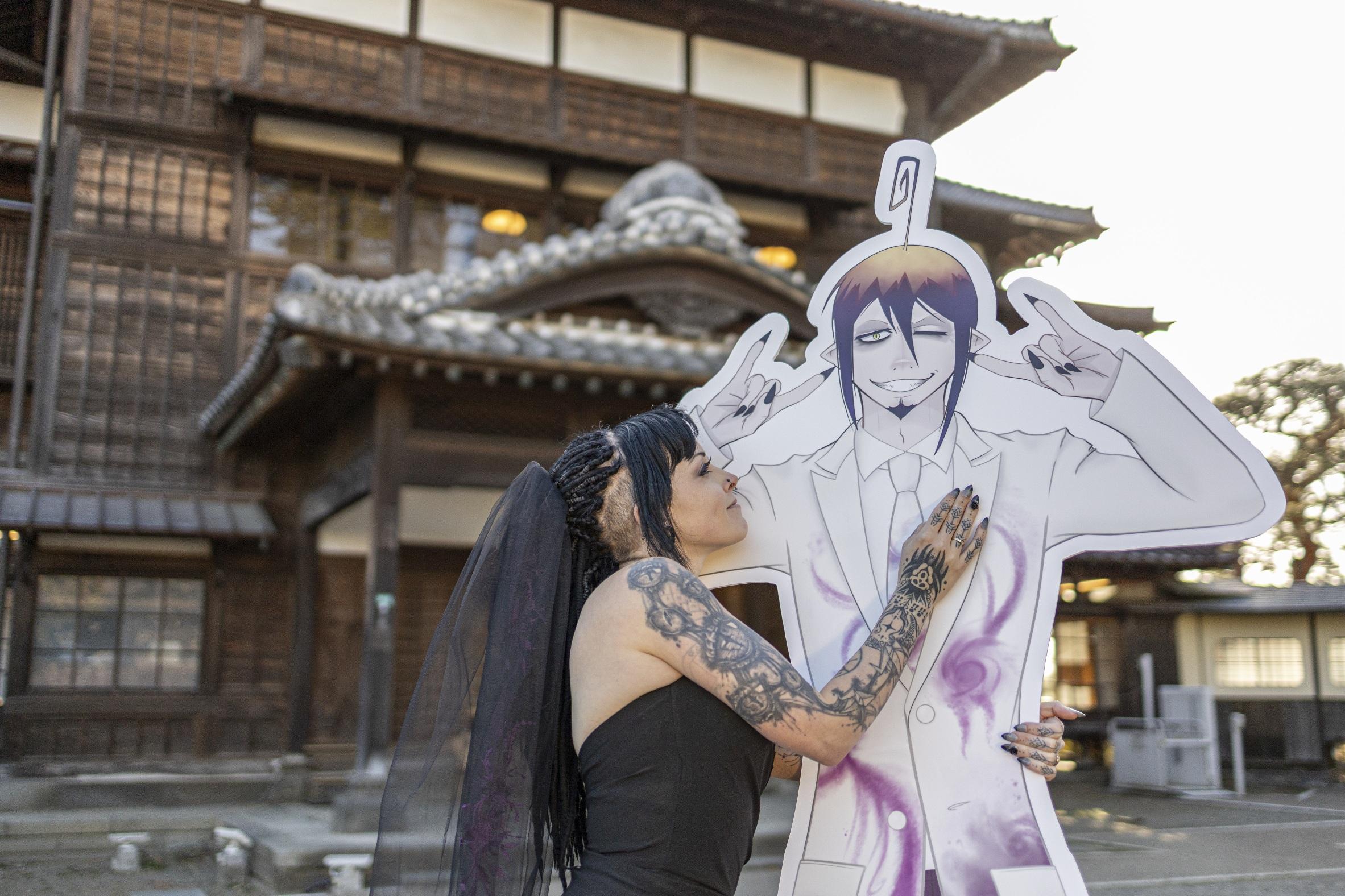 Mephisto Pheles' and my wedding- follow up to questions