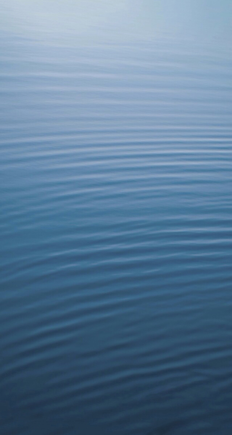 Water Ripples iPhone 5 Parallax Wallpaper 744x1392