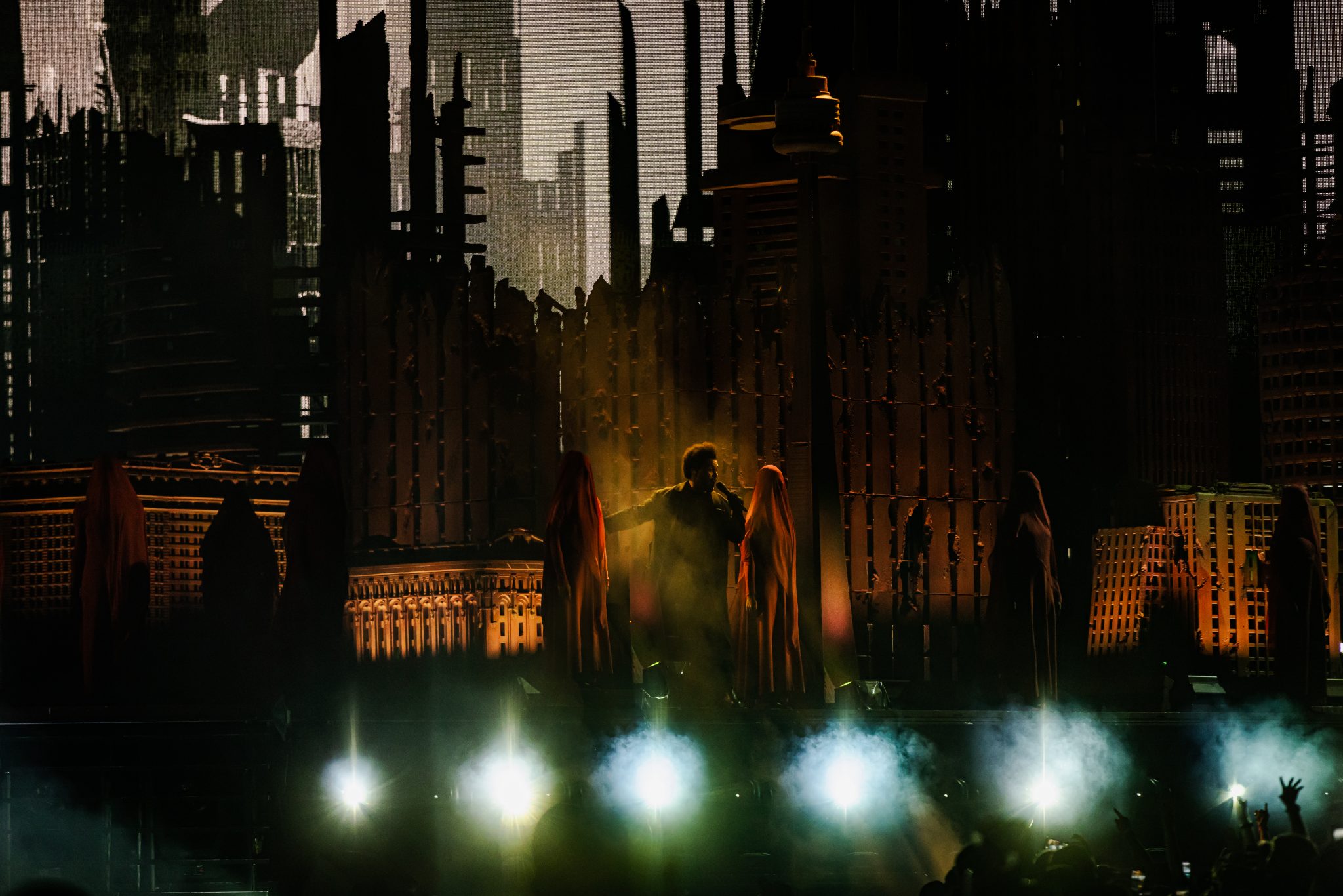 The Weeknd brings the After Hours Till Dawn Tour to Lincoln Financial Field (Photos) IndependentPhilly.com