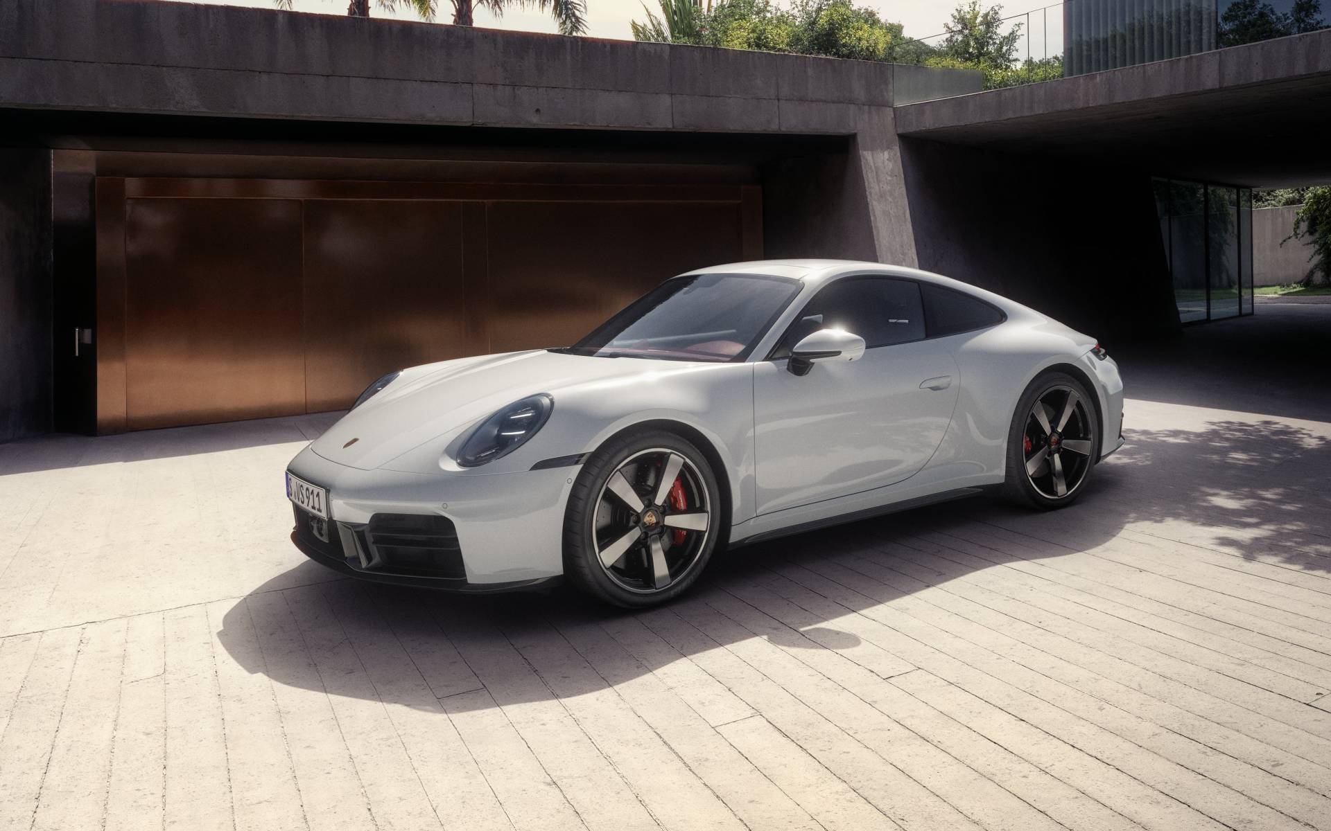 2025 Porsche 911 Carrera S Goes to the Gym, Adds Muscle and Bite Car Guide