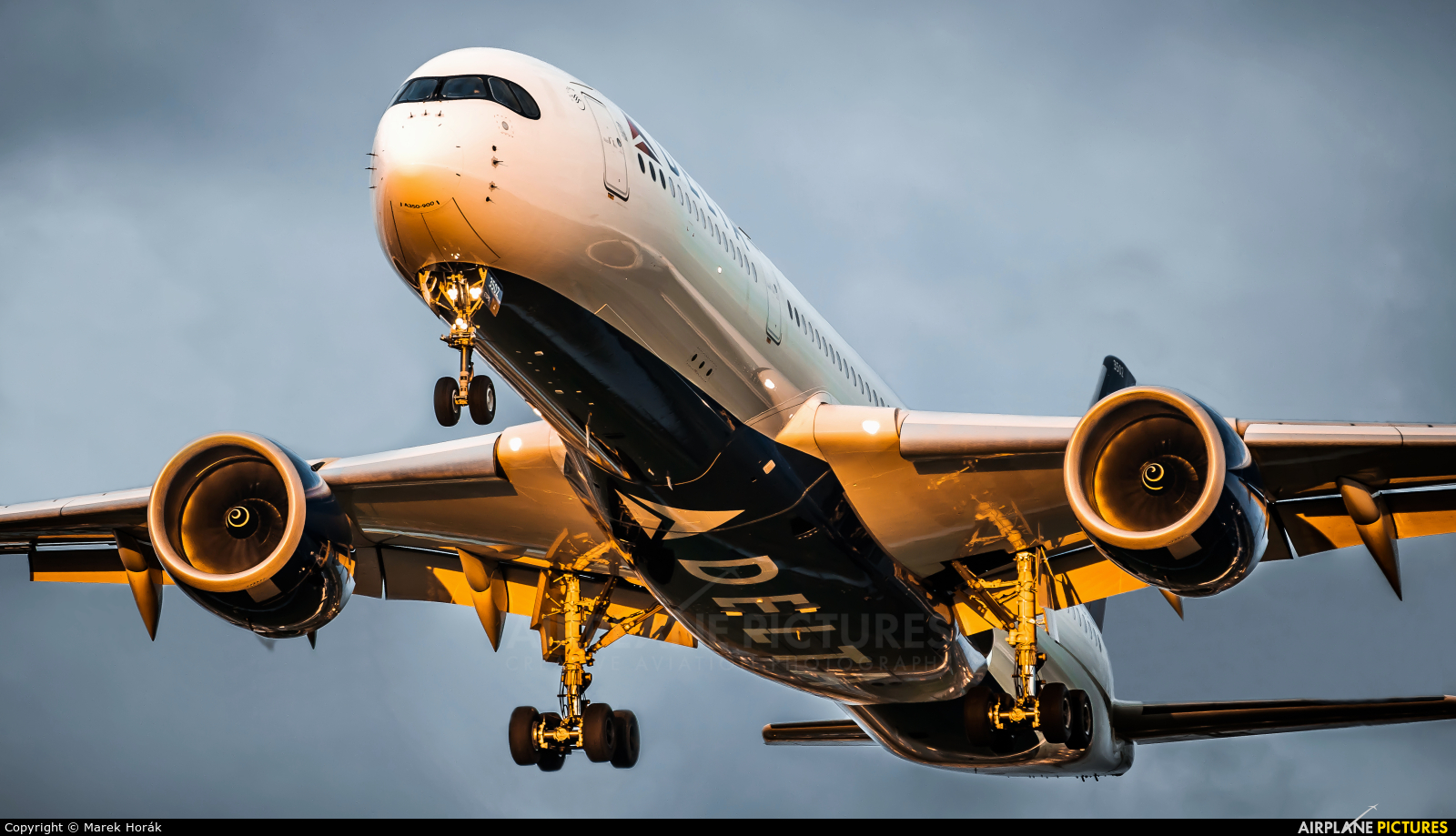 Photo Of Delta Air Lines Airbus A350 900 (N513DZ) By Marek Horák (Amsterdam, Netherlands)
