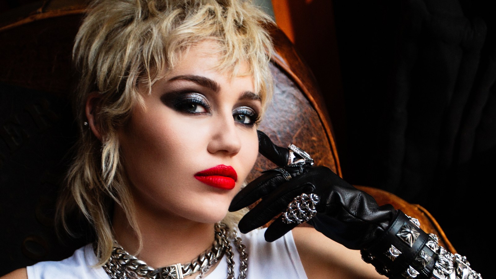 Miley Cyrus' 'Plastic Hearts': Album Review