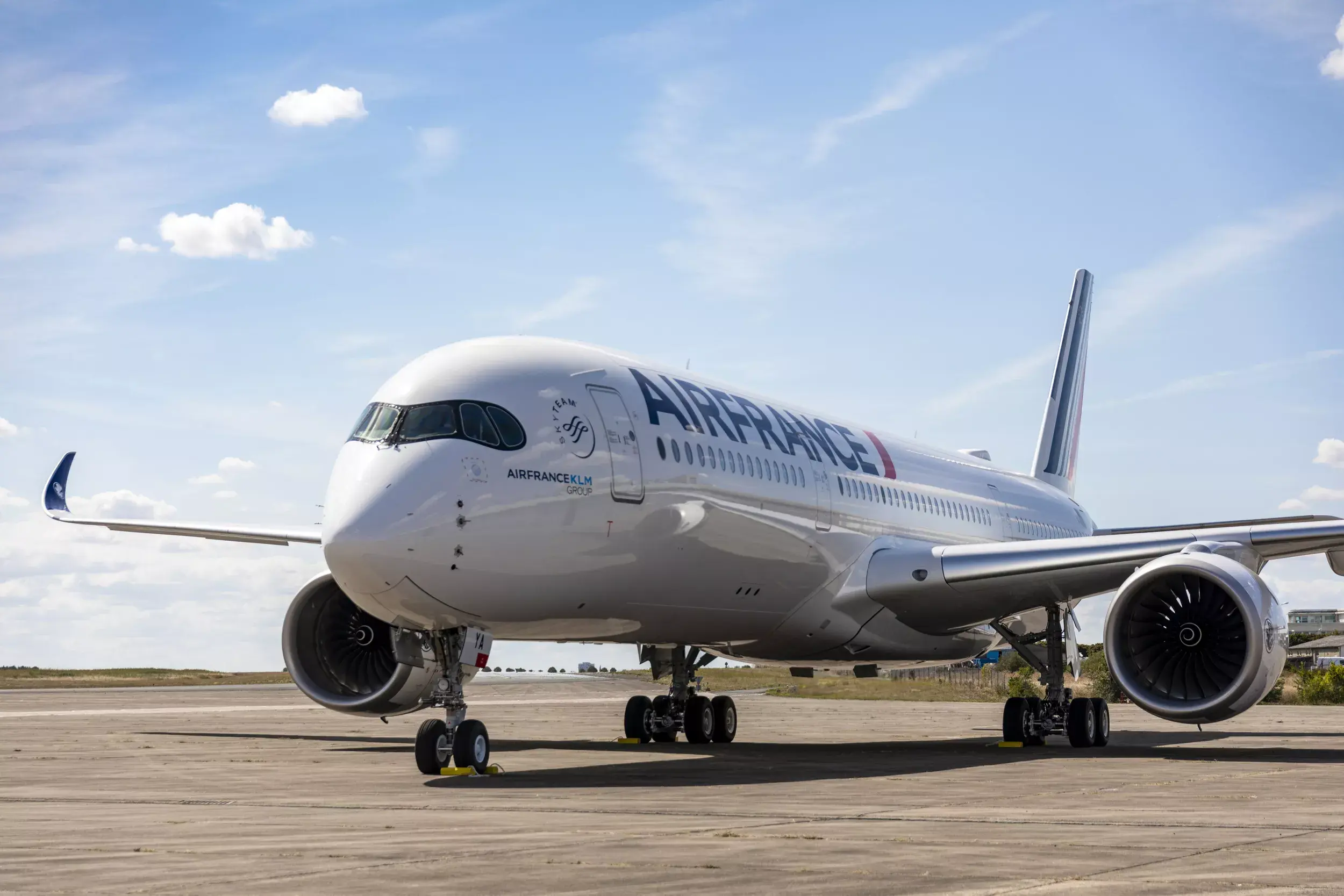 Airbus A350. Air France, Canada