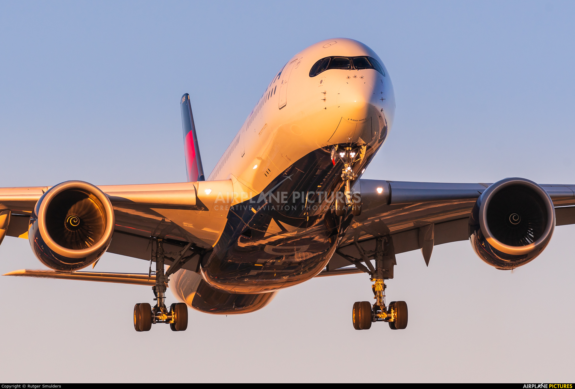 Photo Of Delta Air Lines Airbus A350 900 (N505DN) By Rutger Smulders (Amsterdam, Netherlands)