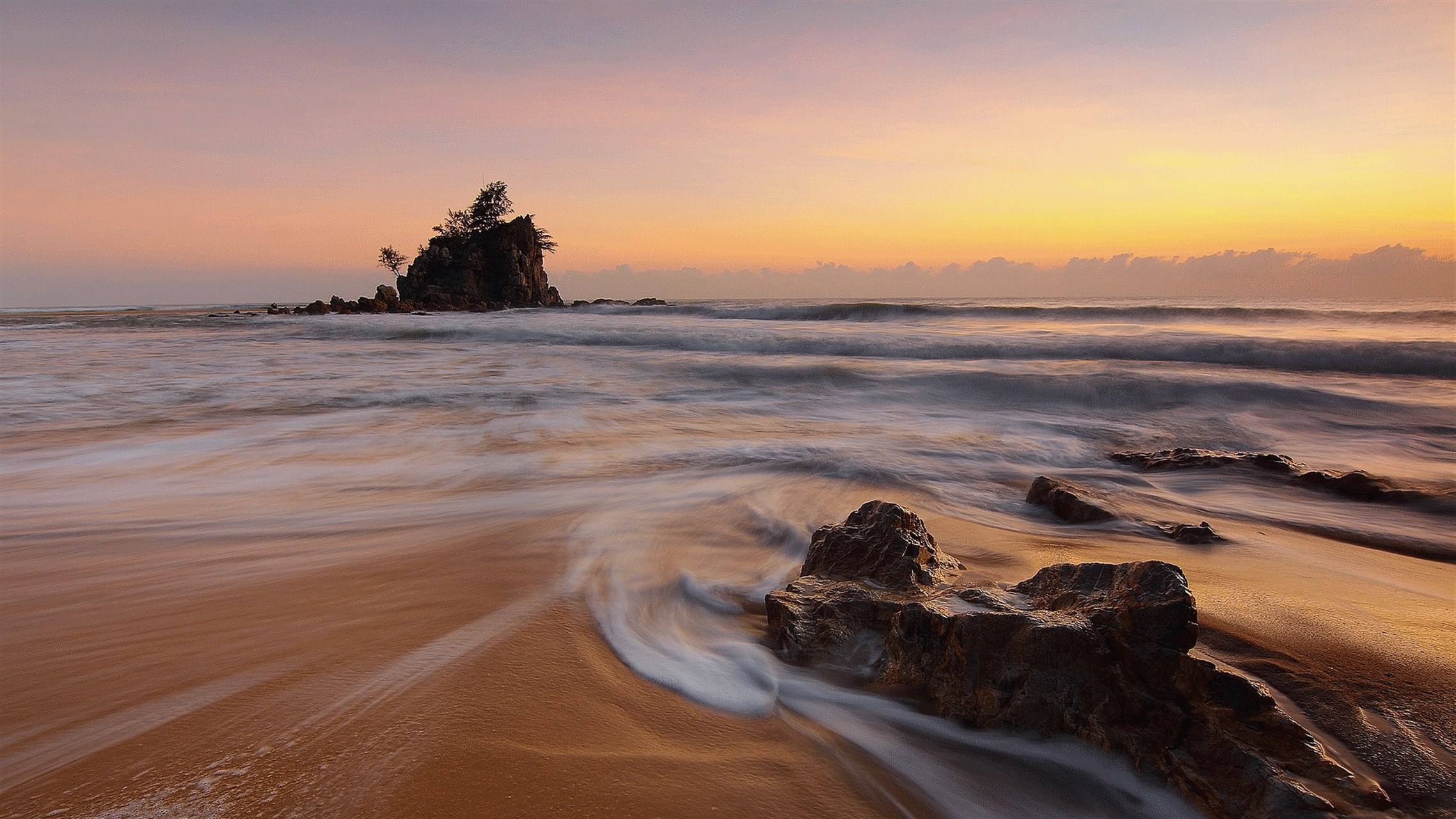 Beach & Ocean Wallpaper and install on Windows