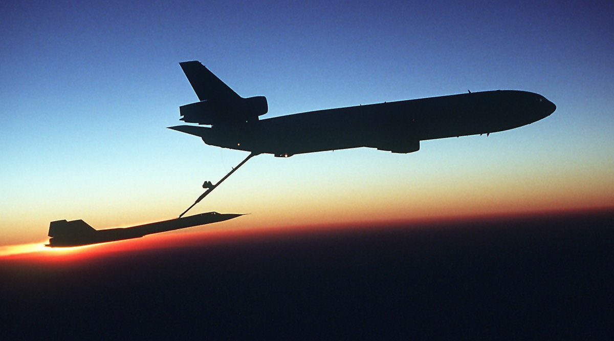 AirWingMedia.com McDonnell Douglas KC 10 Extender PDF EBook + Aircraft Flight Manuals