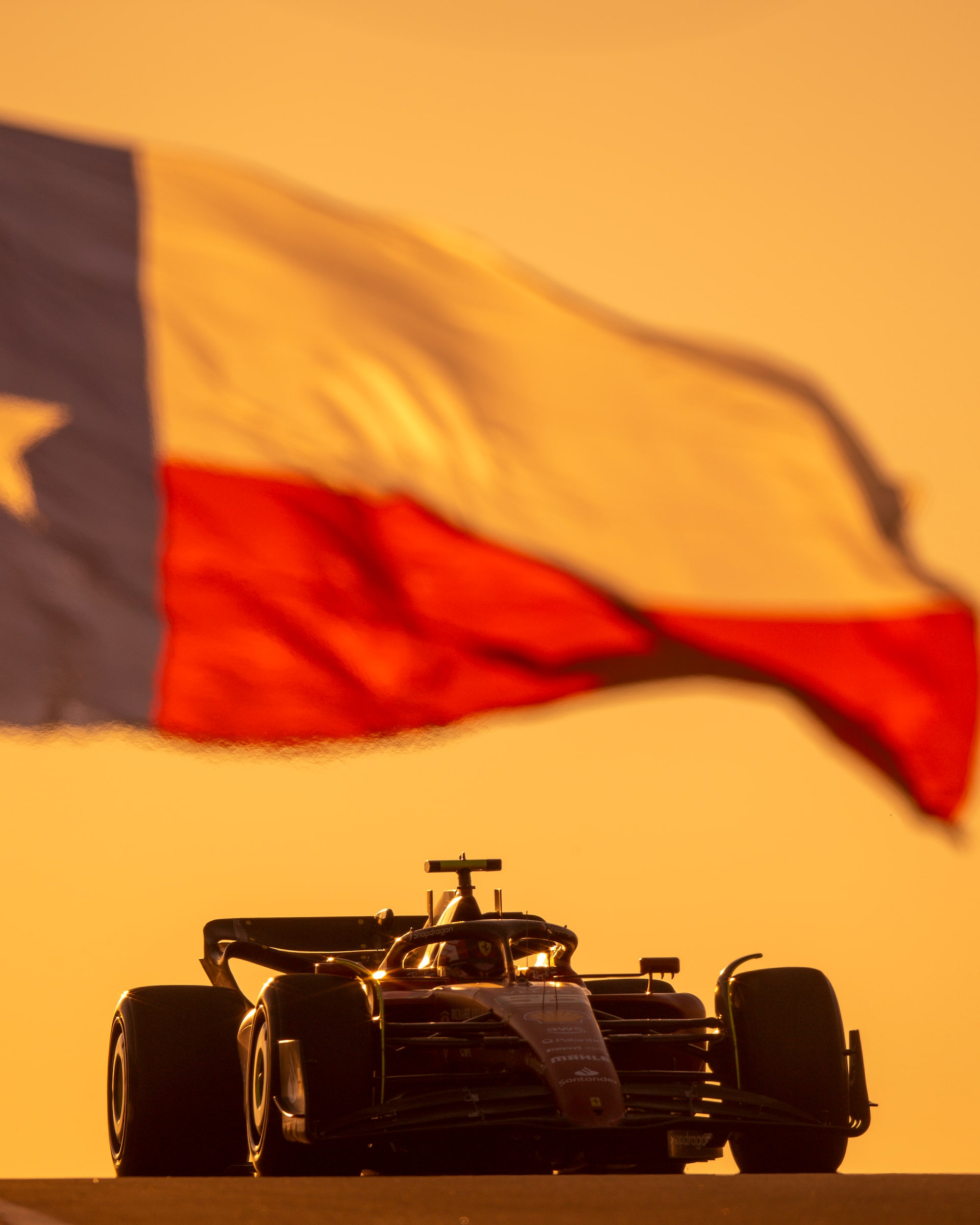 Sainz retires from U.S. GP after first lap collision