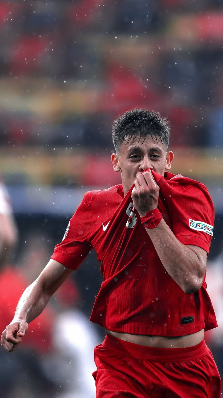 Arda Güler wallpaper