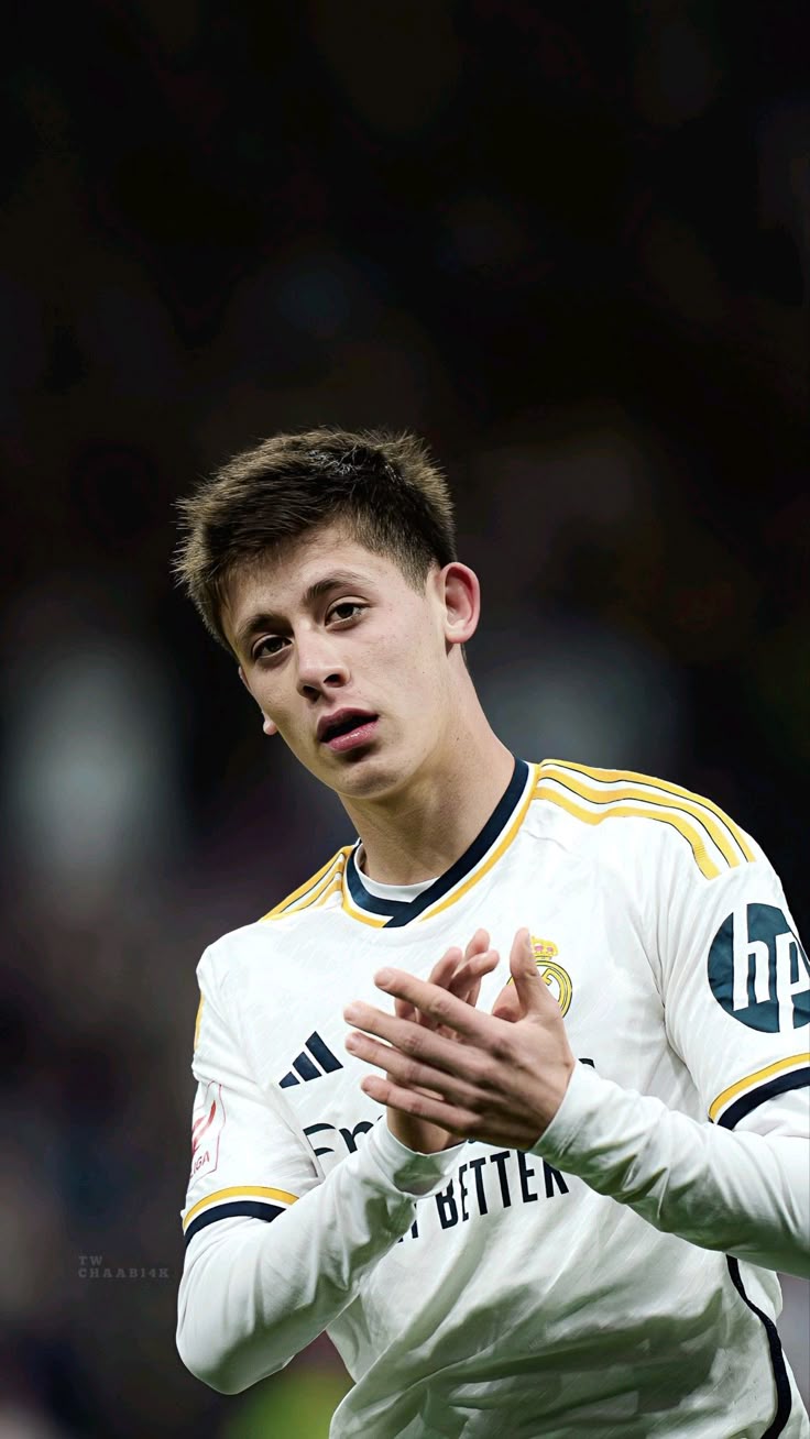 Arda Güler wallpaper