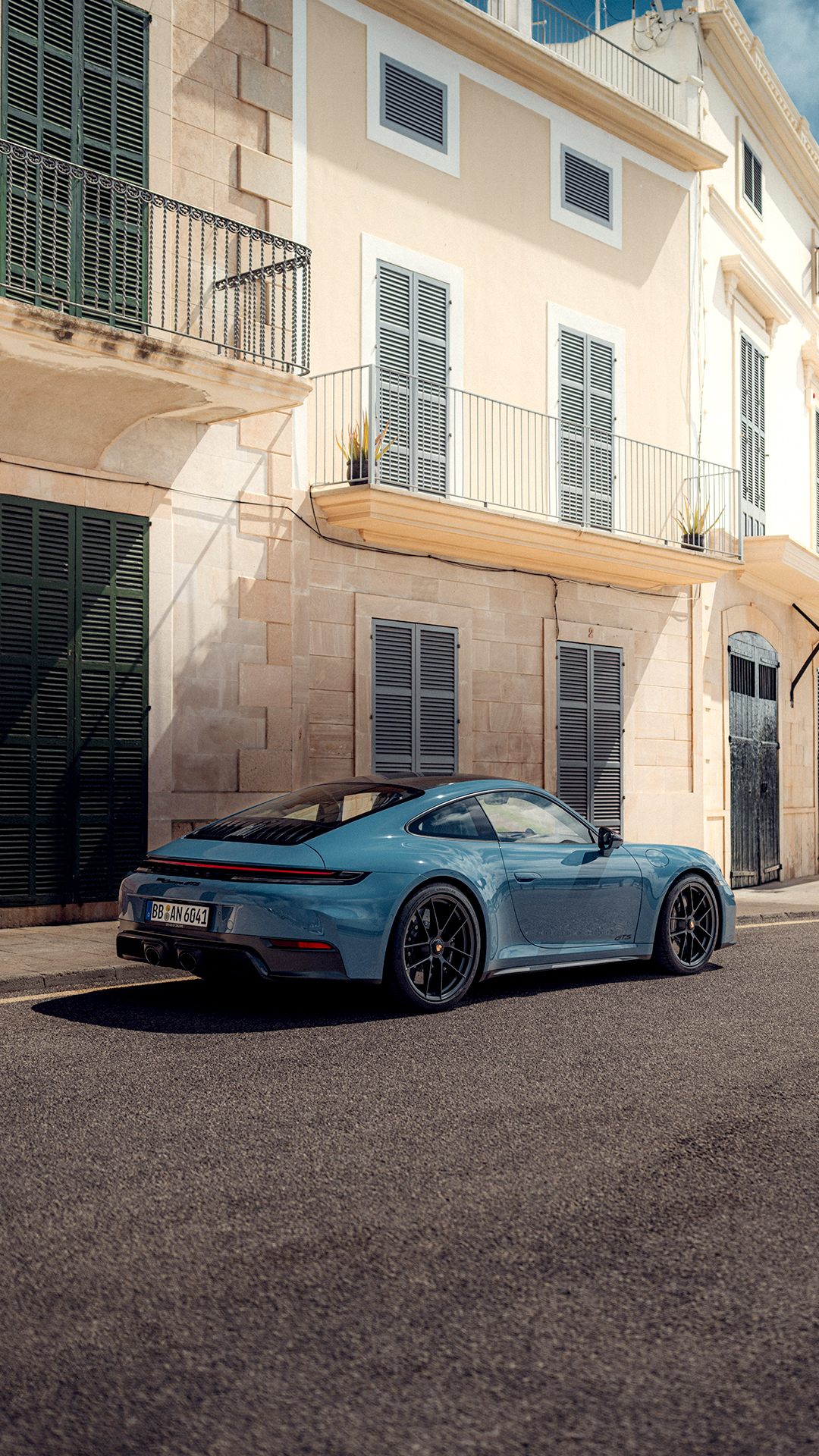 Download Porsche 911 wallpaper