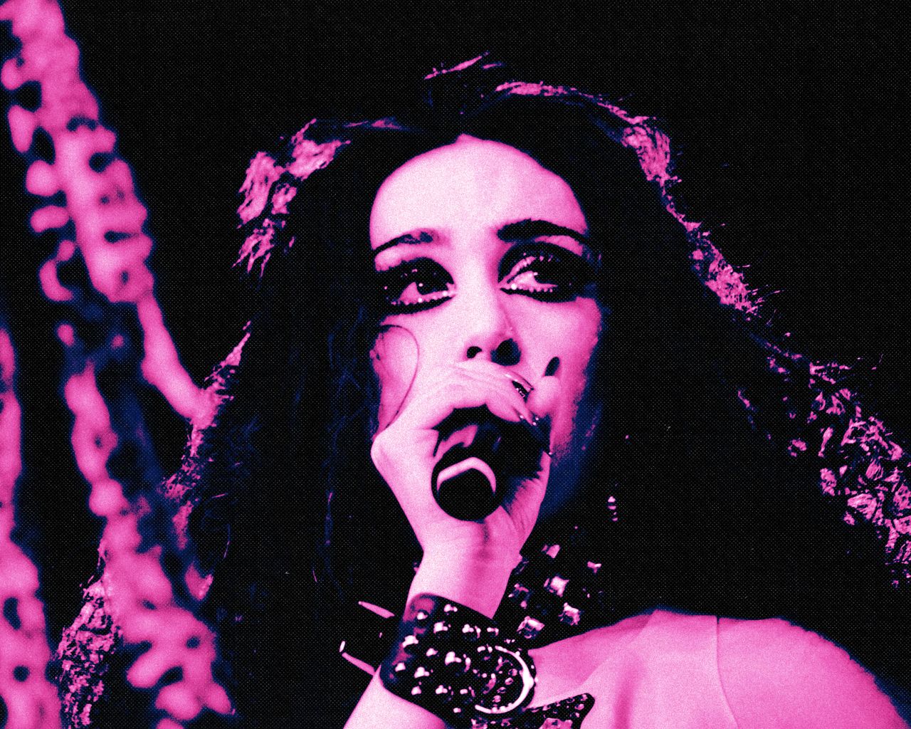 Meet Chappell Roan's tour photographer, Lucienne Nghiem, from Richmond. WRIC ABC 8News