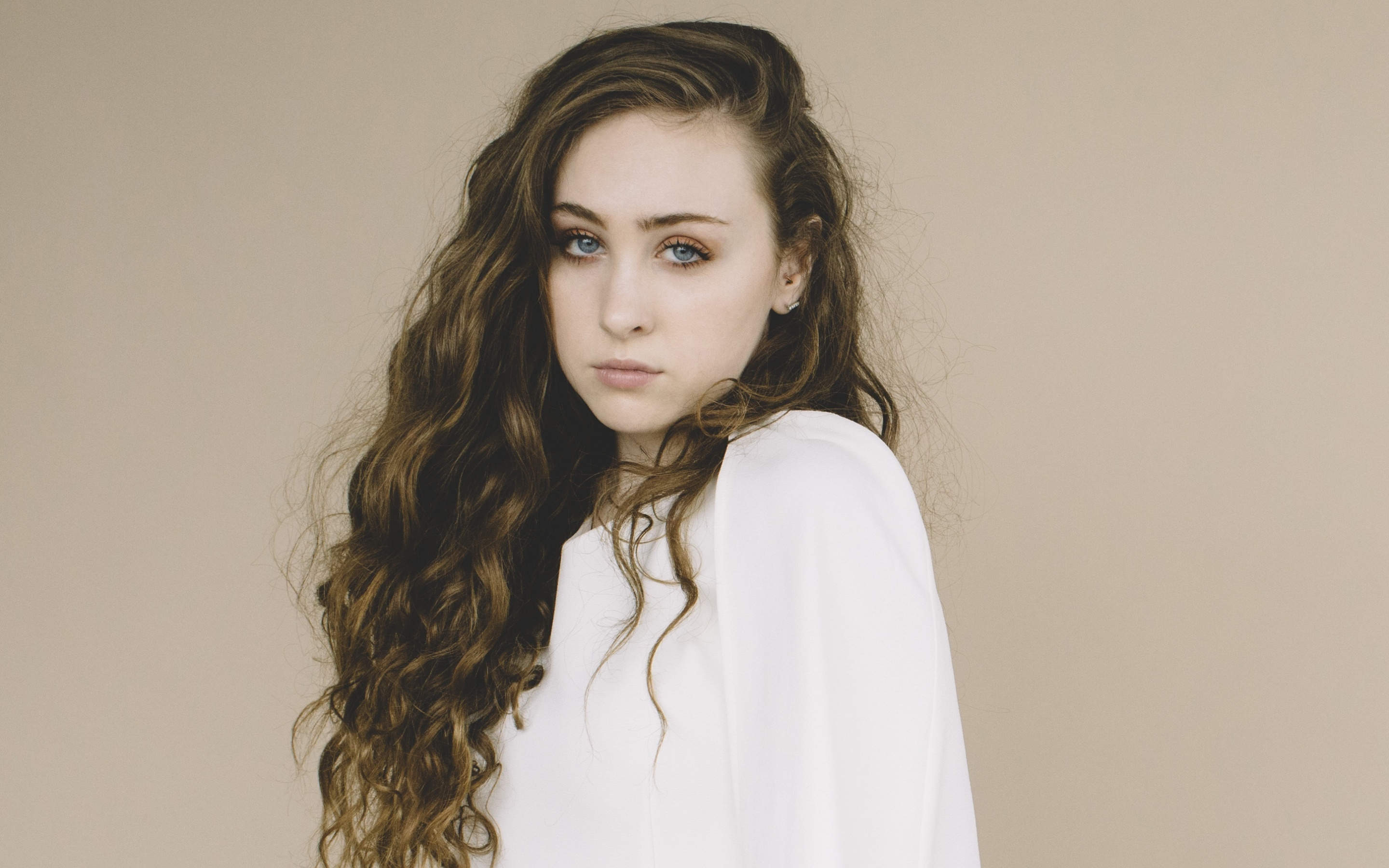 Chappell Roan Wallpaper