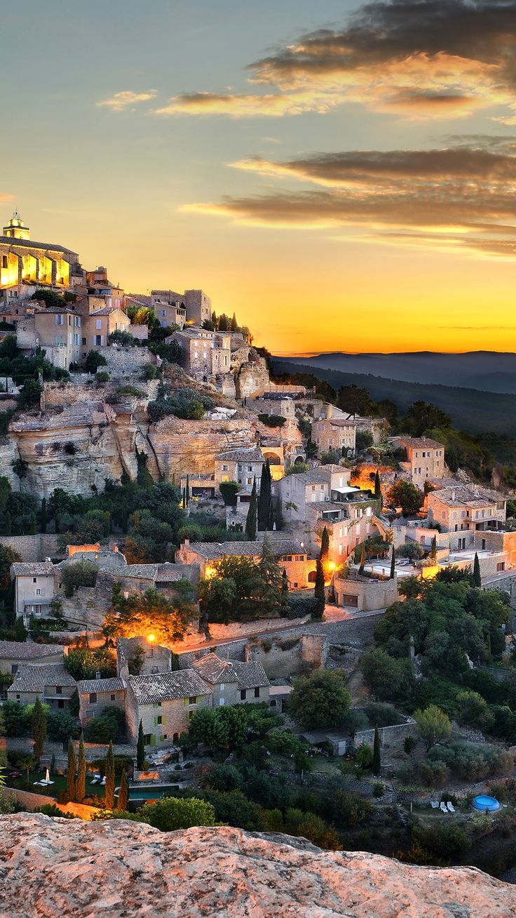 Village Of Gordes, Luberon, Provence Alpes Cote D'Azur, France. Tags: Phone Wallpaper, Europe, Landscape, Town, Sun. France Travel, Travel Spot, France Wallpaper