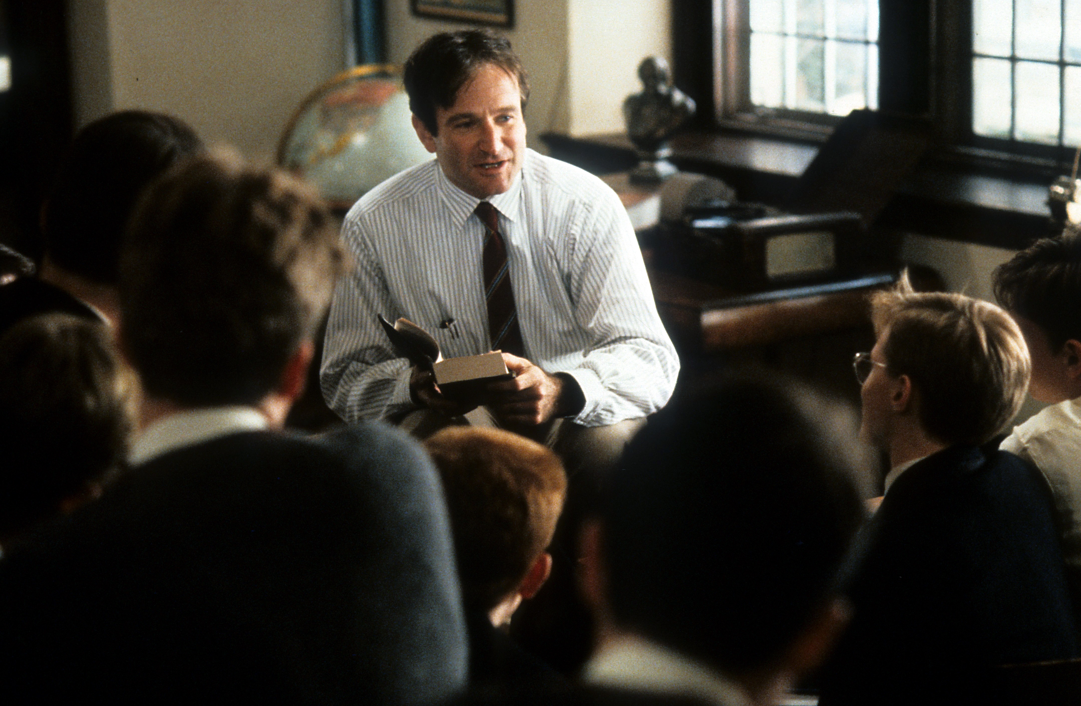 Download Robin Williams Movie Dead Poets Society 4k Ultra HD Wallpaper