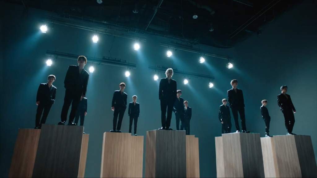 The teaser inspired by Dead poets society. Carat ❲캐럿❳ Amino