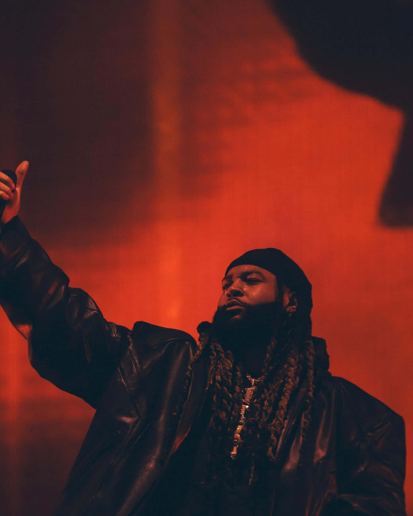 Download Partynextdoor Red Stage Performance Wallpaper