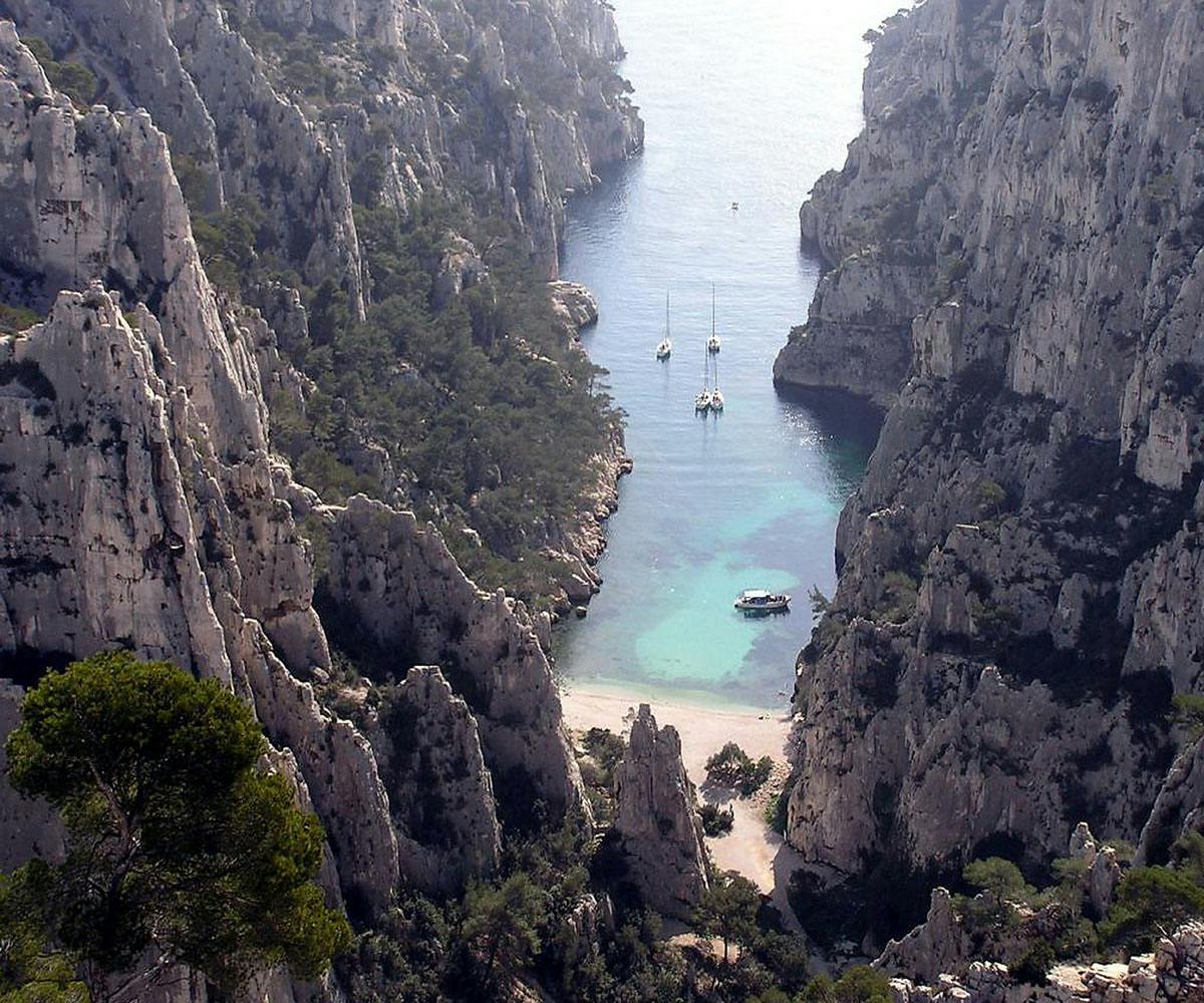 Calanques National Park Trails, Maps, Sights, Information and Wildlife