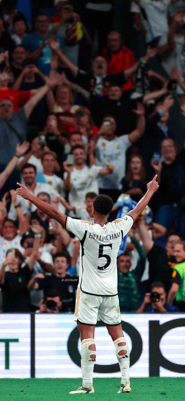 Jude Bellingham ideas. bellingham, real madrid wallpaper, madrid wallpaper