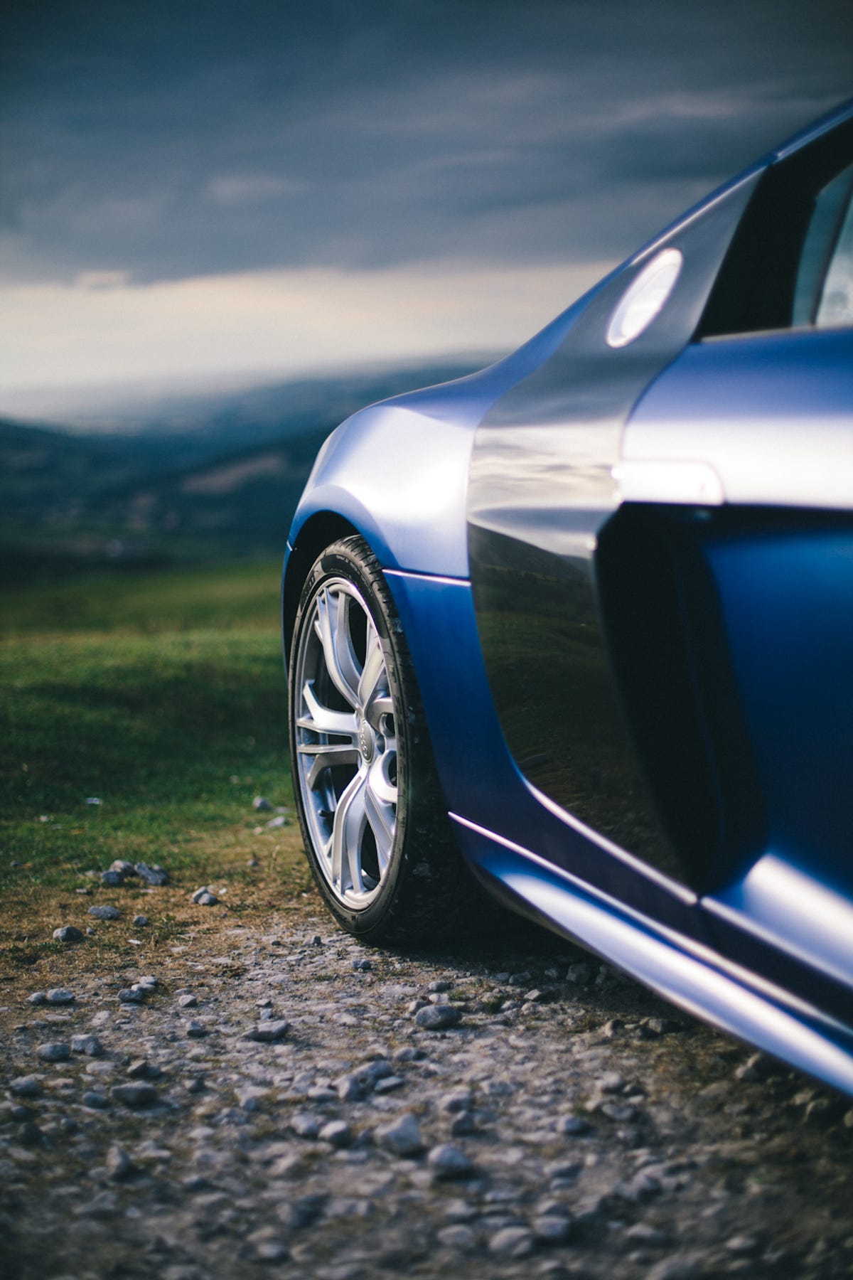 Audi R8 V10 Plus an awesome speciman of supercar (picture)