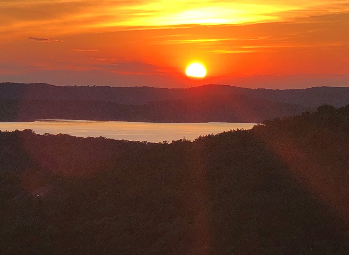 Download Your Favorite Westgate Branson Lakes Wallpaper HERE!