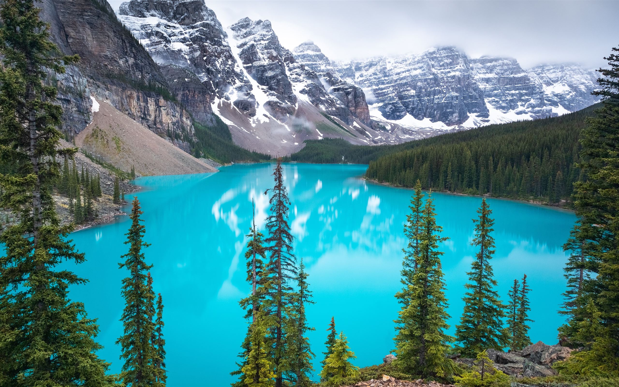 The world famous glacial blue water and 10 peaks o Mac Wallpaper Download