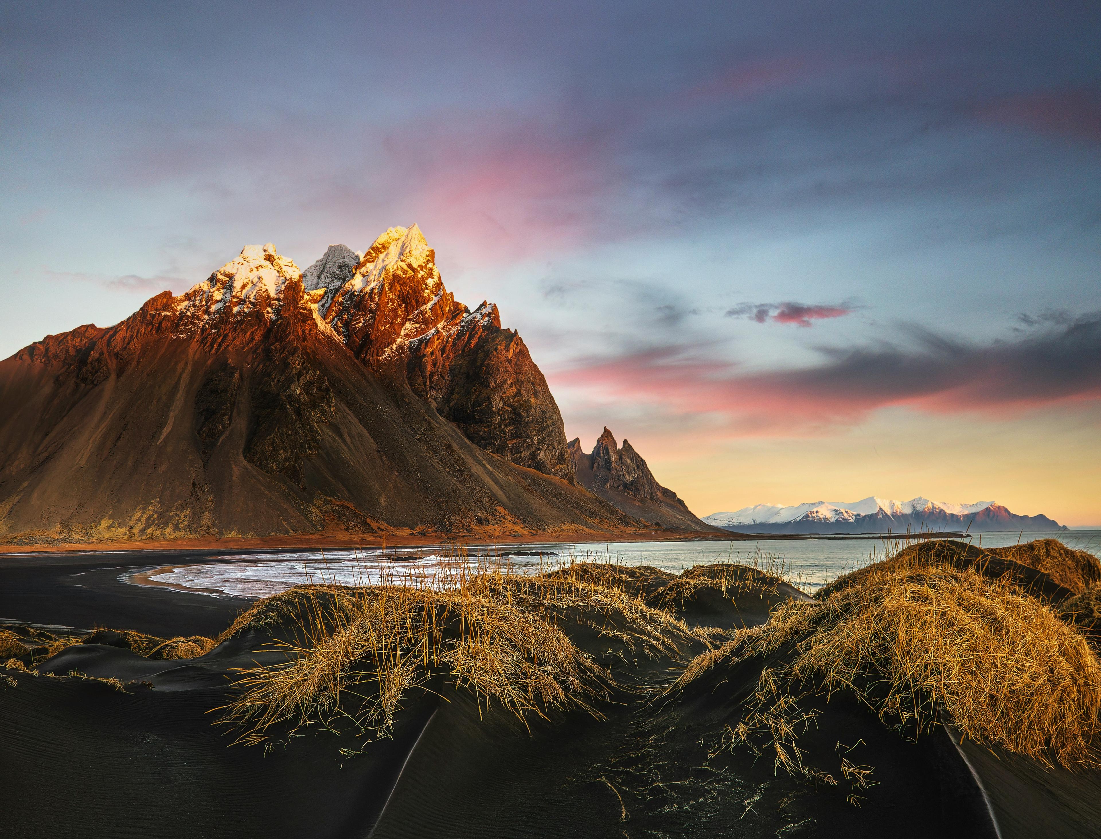 Best Beaches in Iceland: Stunning Coastal Wonders to Explore