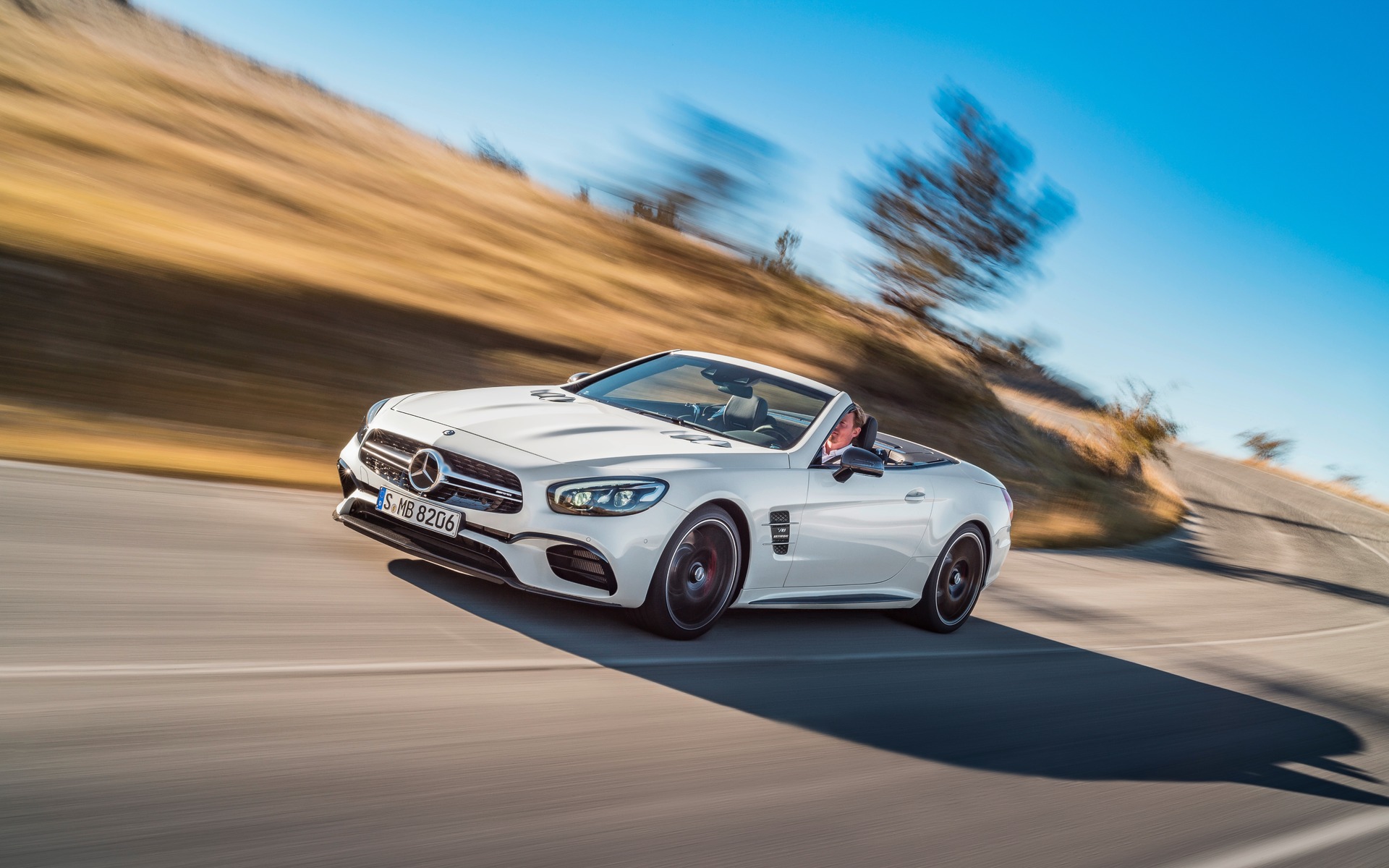 Mercedes Benz SL: We're Driving It This Week Car Guide