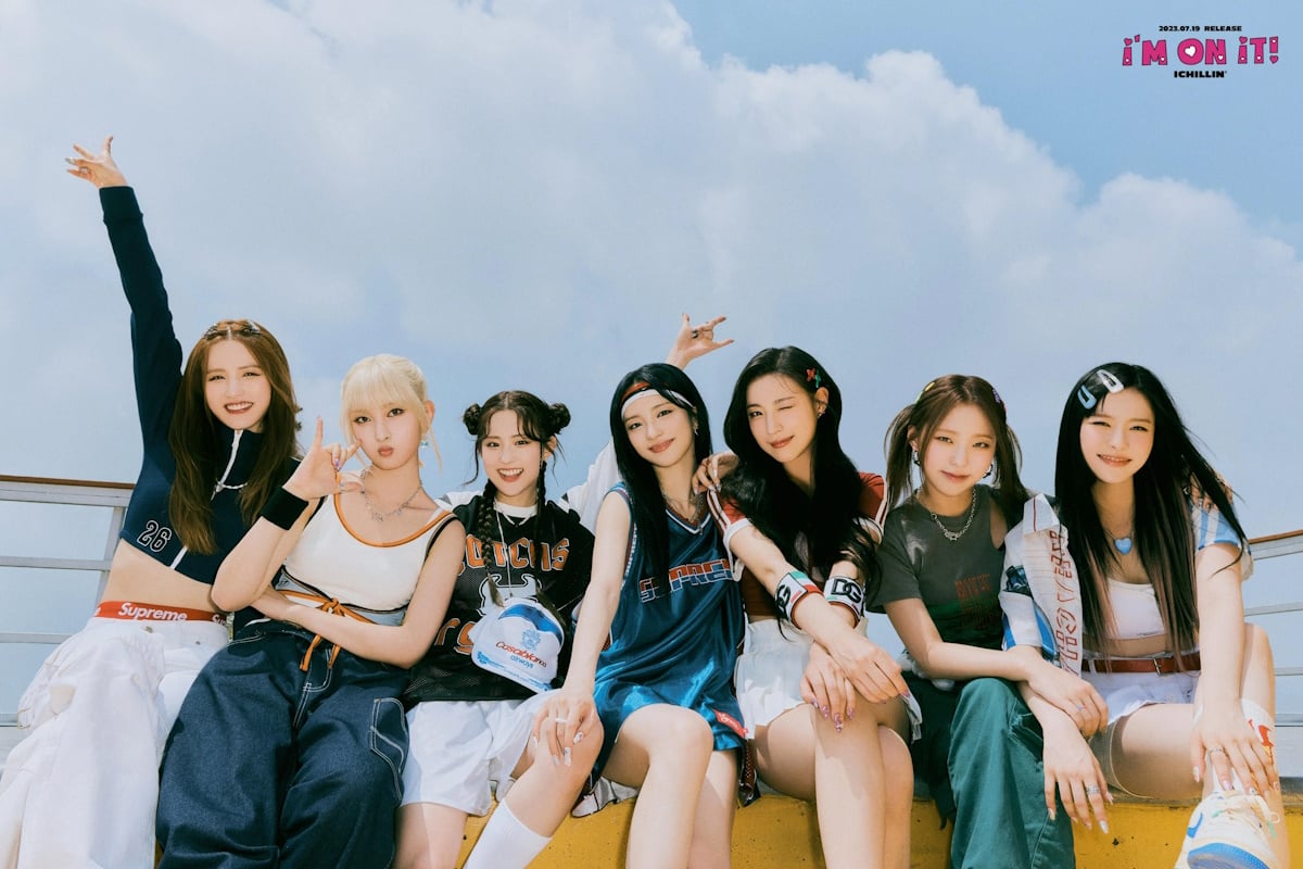 ICHILLIN' reveal playful concept photo for 'I'M ON IT'
