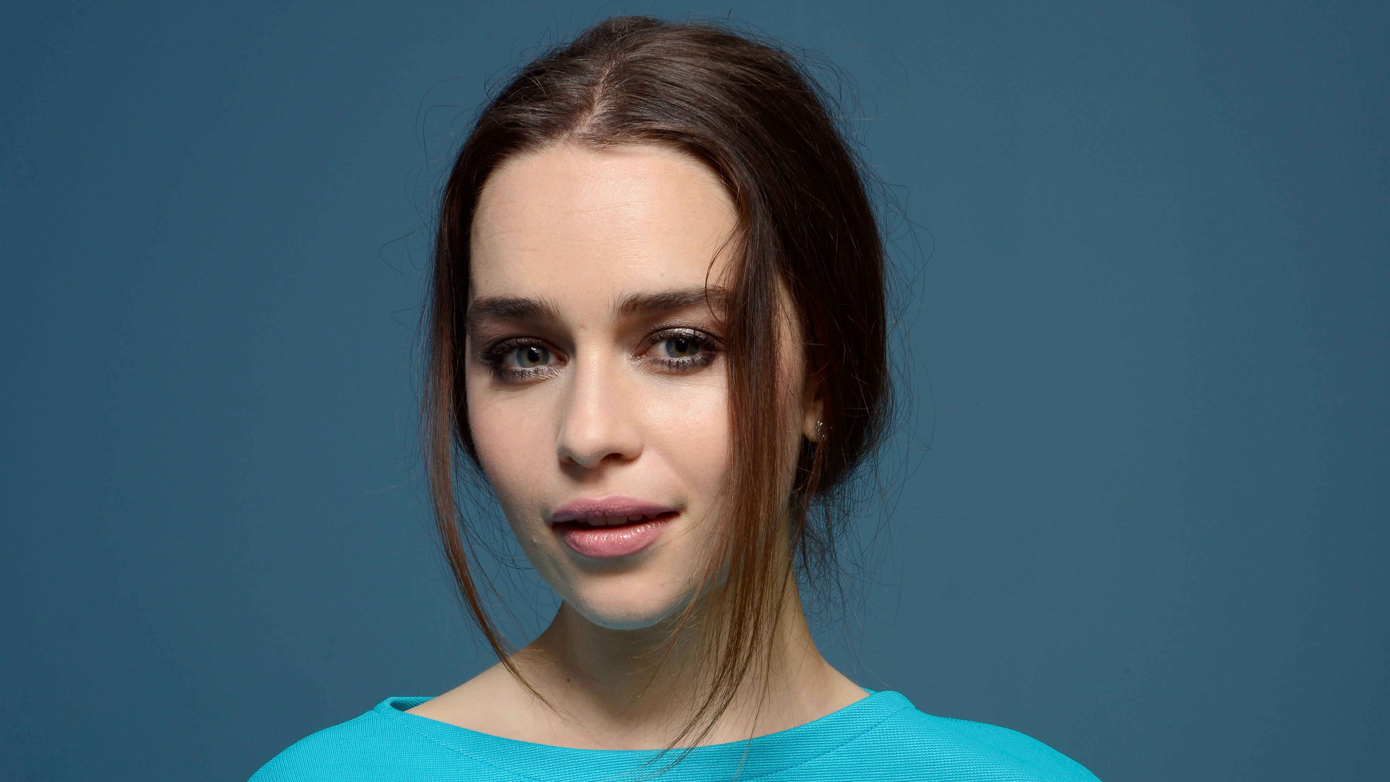 Download Brunette Actress English Celebrity Emilia Clarke 4k Ultra HD Wallpaper