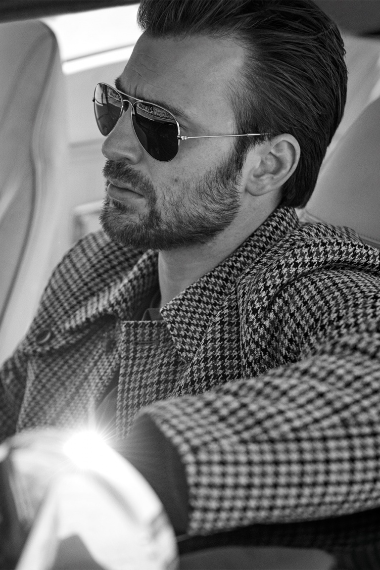 Chris Evans Actor 4K UHD Wallpaper for UltraHD Desktop and TV, Widescreen and UltraWide Display, Smartphone and Tablet Devices