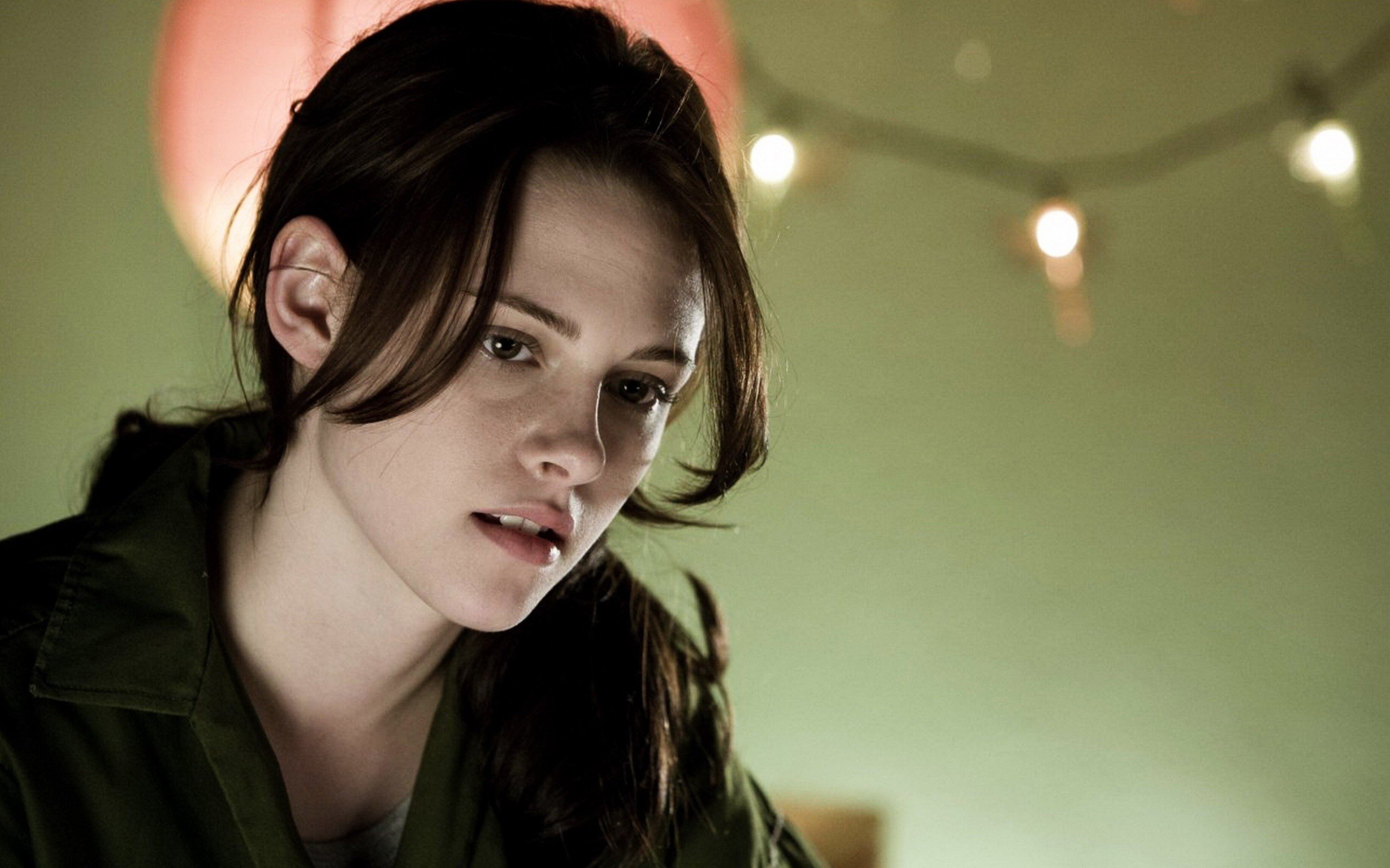 women, Kristen, Stewart, Twilight, Bella, Swan Wallpaper HD / Desktop and Mobile Background