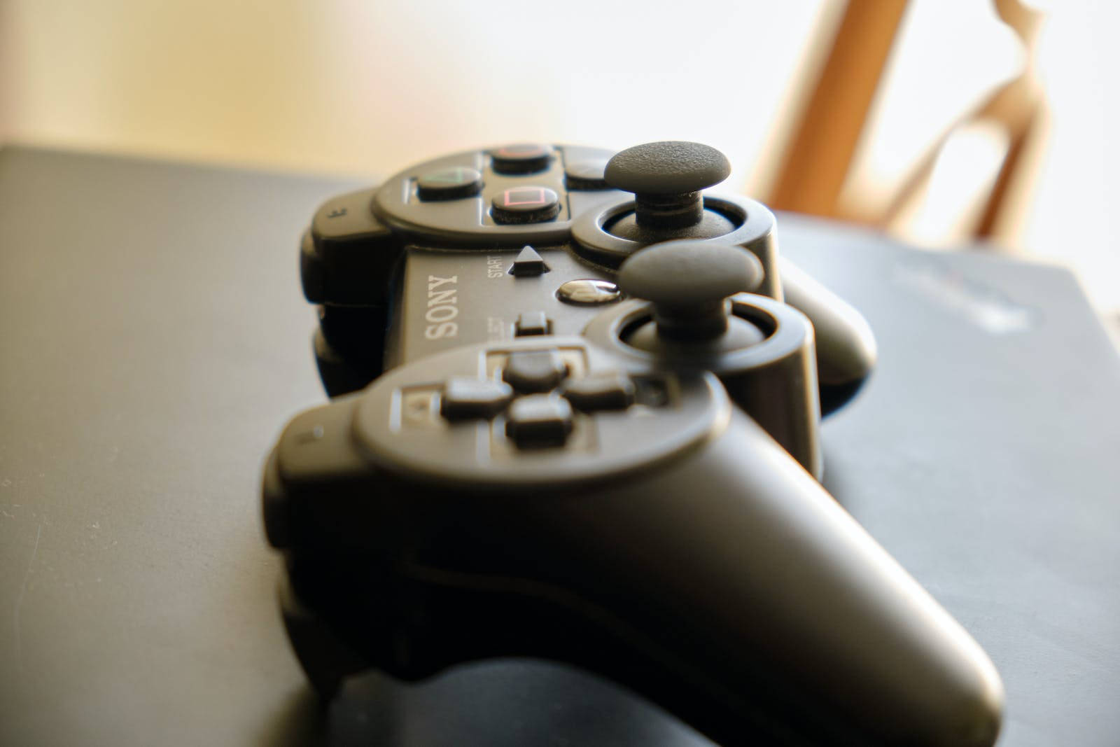 Download Black Ps3 Controller Wallpaper