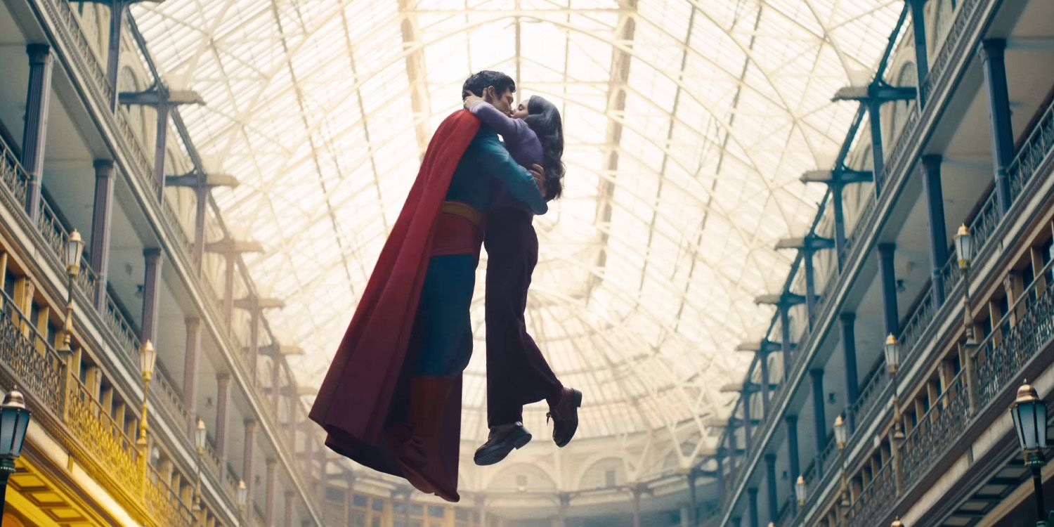 It's a Complicated Relationship': James Gunn Teases Clark Kent & Lois Lane Dynamic in Superman