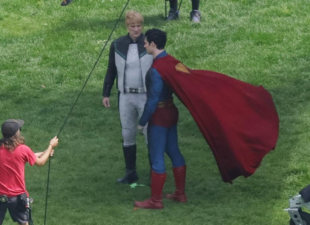 New pic of SUPERMAN and GUY GARDNER!