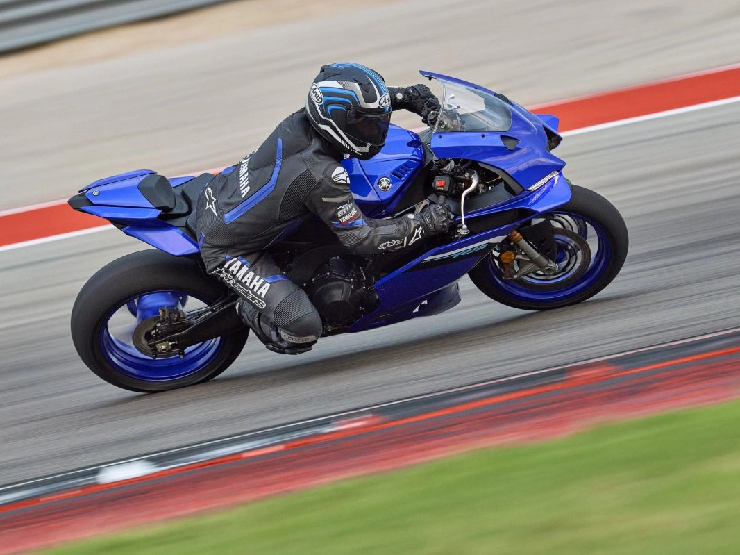 New 2025 Yamaha YZF R9, Murrysville PA. Specs, Price, Photo. Team Yamaha Blue