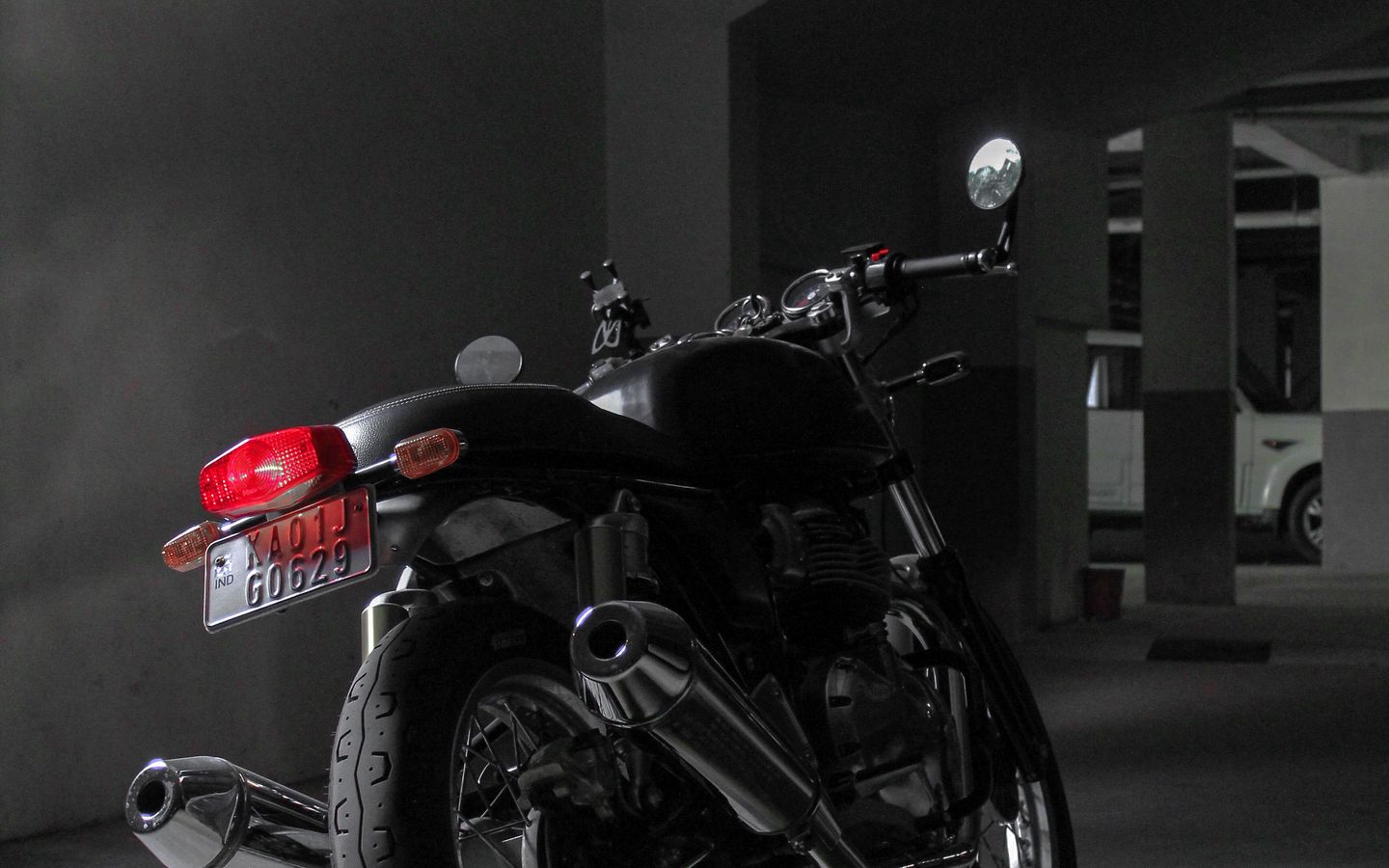 Download wallpaper 1440x900 royal enfield continental gt 650, royal enfield, motorcycle, bike, black, rear view widescreen 16:10 HD background