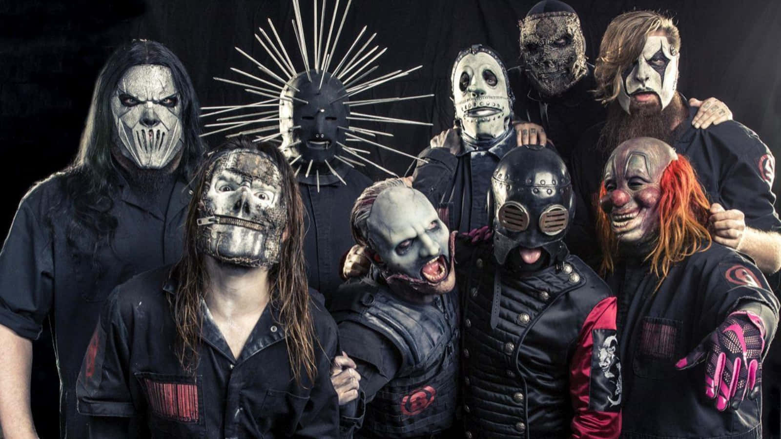 Download Slipknot Desktop Band Group With Mask Wallpaper