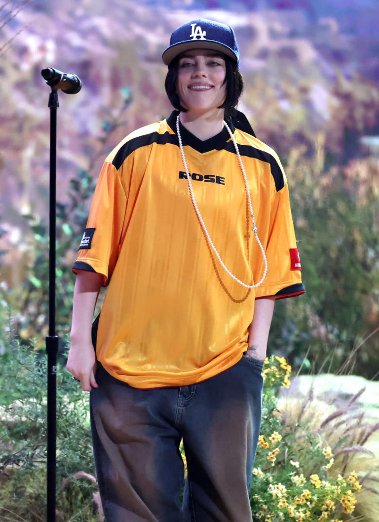 Billie Eilish pays tribute to LA with 'Birds of a Feather' performance at Grammys 2025