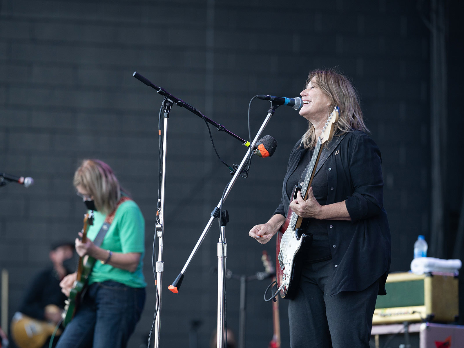 Deal sisters still are a big one: Breeders' fest set sounds old but new